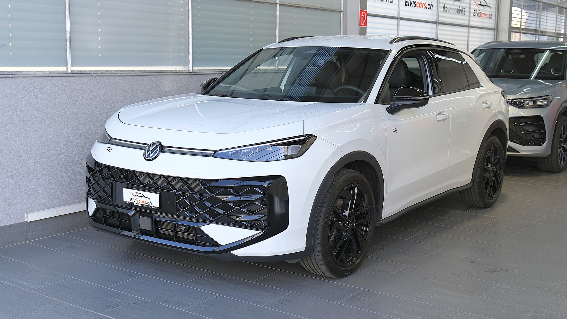 VW T-Roc 1.5 eTSI mHEV R-Line DSG " Black Style "-image-6