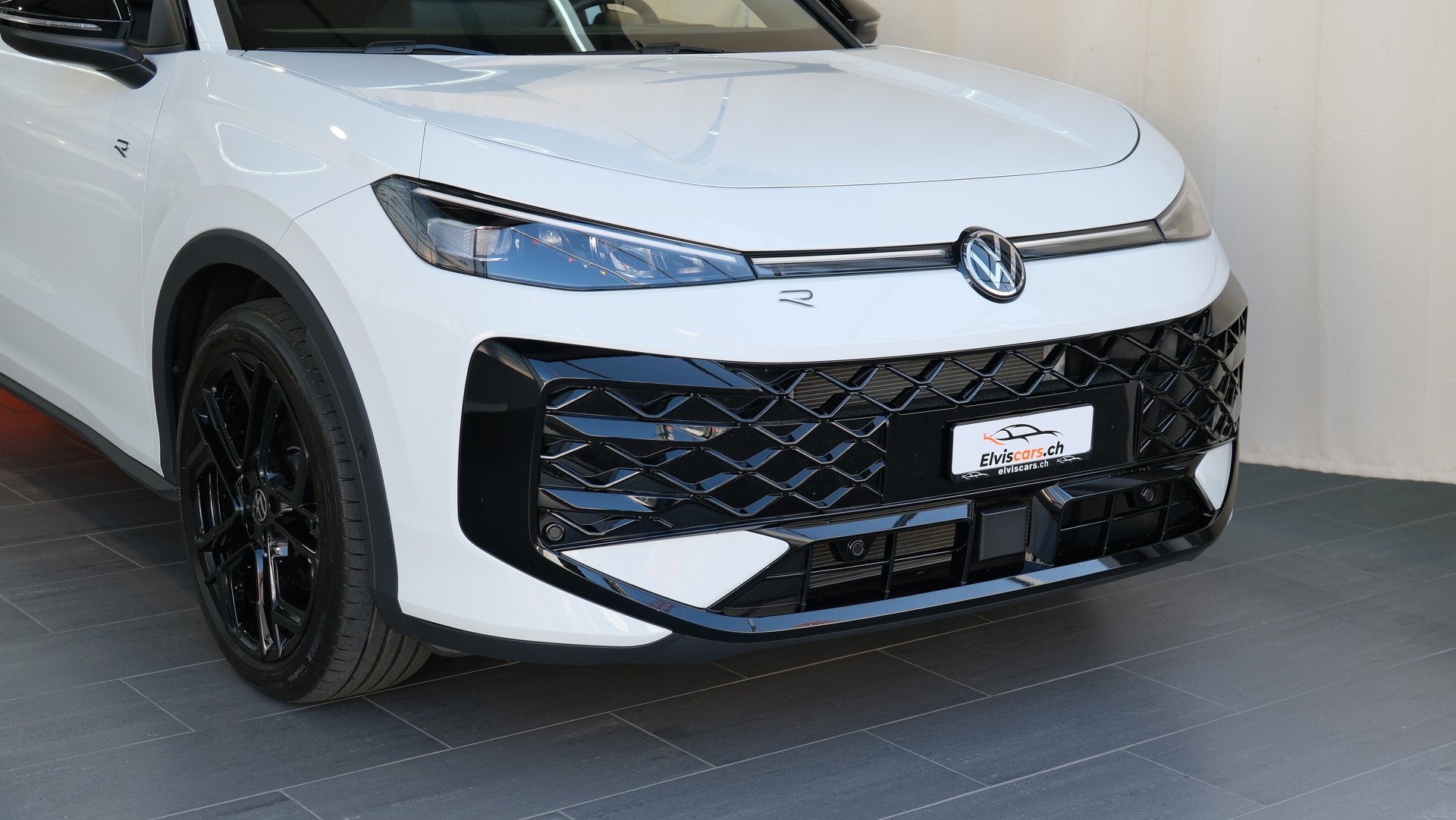 VW T-Roc 1.5 eTSI mHEV R-Line DSG " Black Style "-image-29