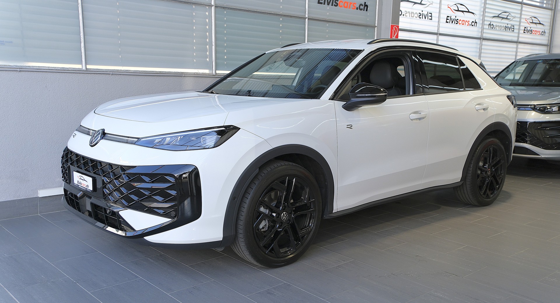 VW T-Roc 1.5 eTSI mHEV R-Line DSG " Black Style "-image-7