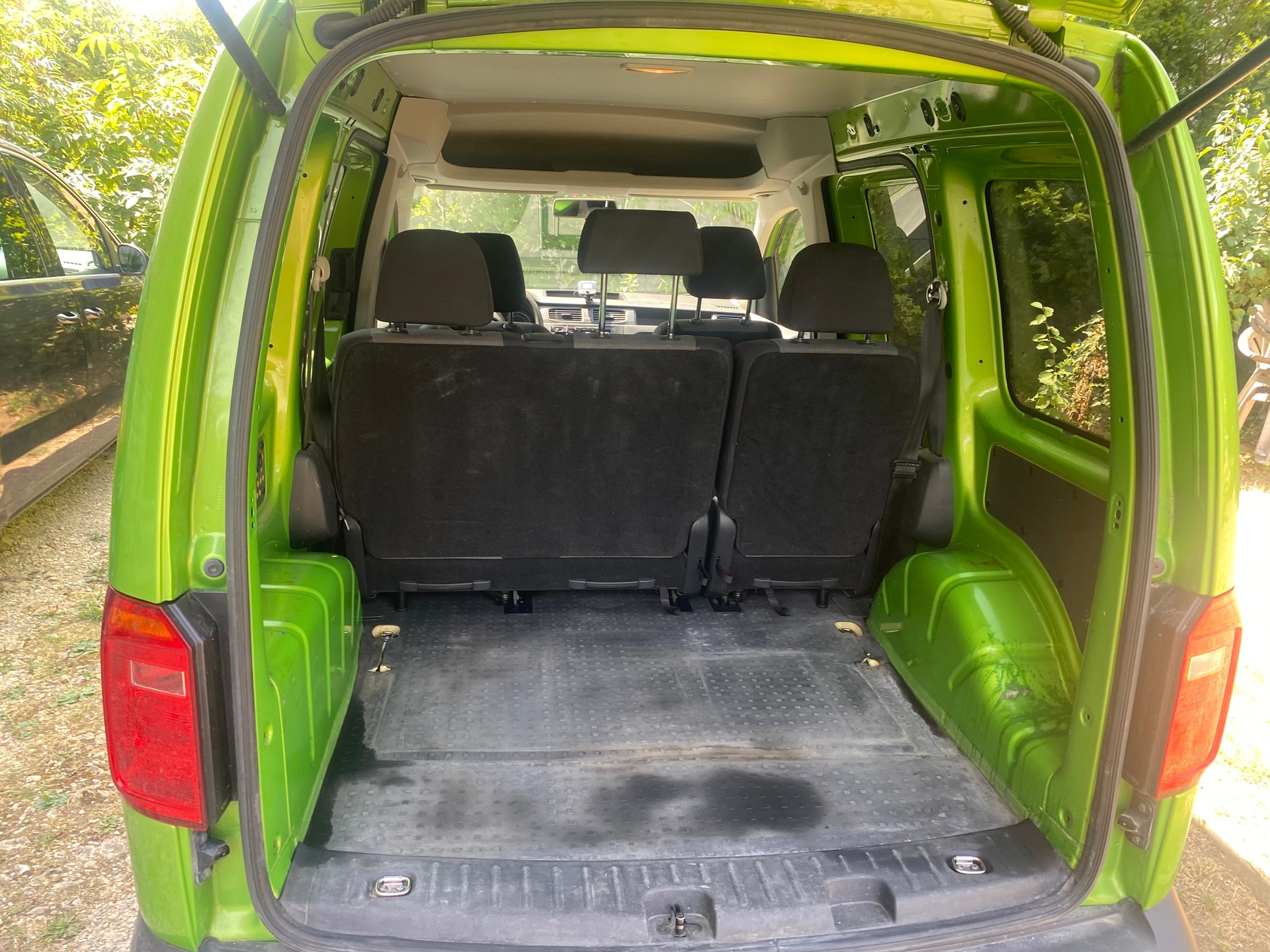 VW Caddy 2.0 TDI Comfortline 4Motion-image-4