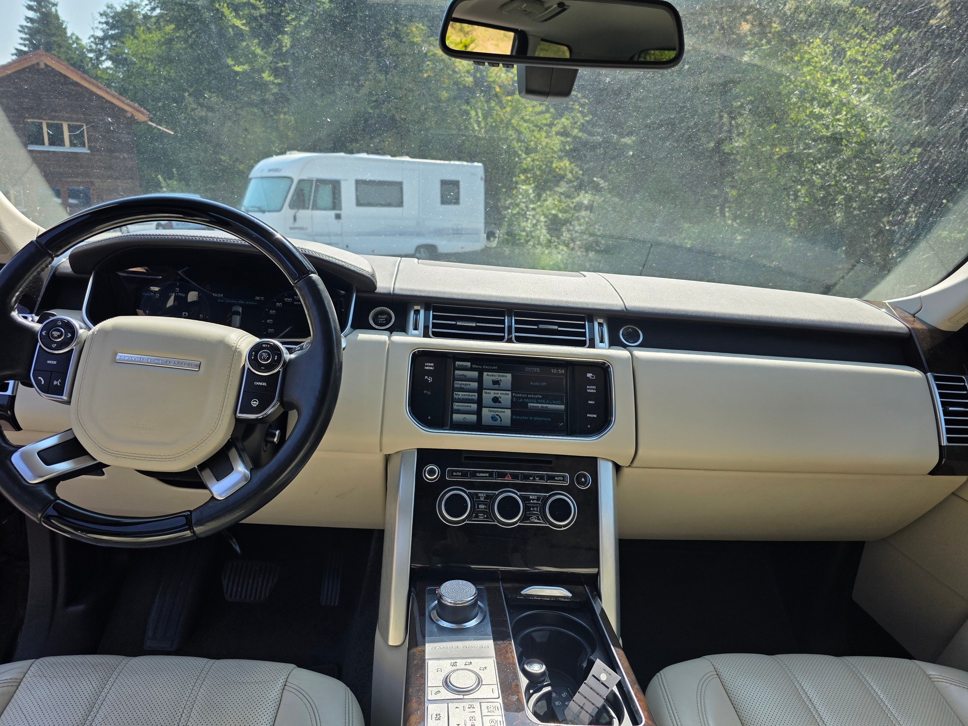 LAND ROVER Range Rover 4.4 SDV8 Vogue Automatic-image-5