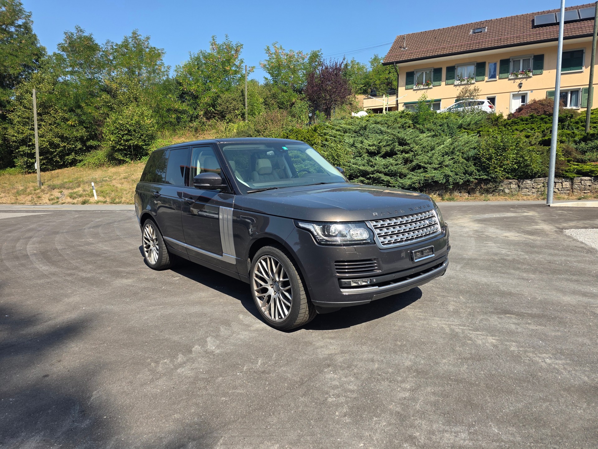 LAND ROVER Range Rover 4.4 SDV8 Vogue Automatic-image-0