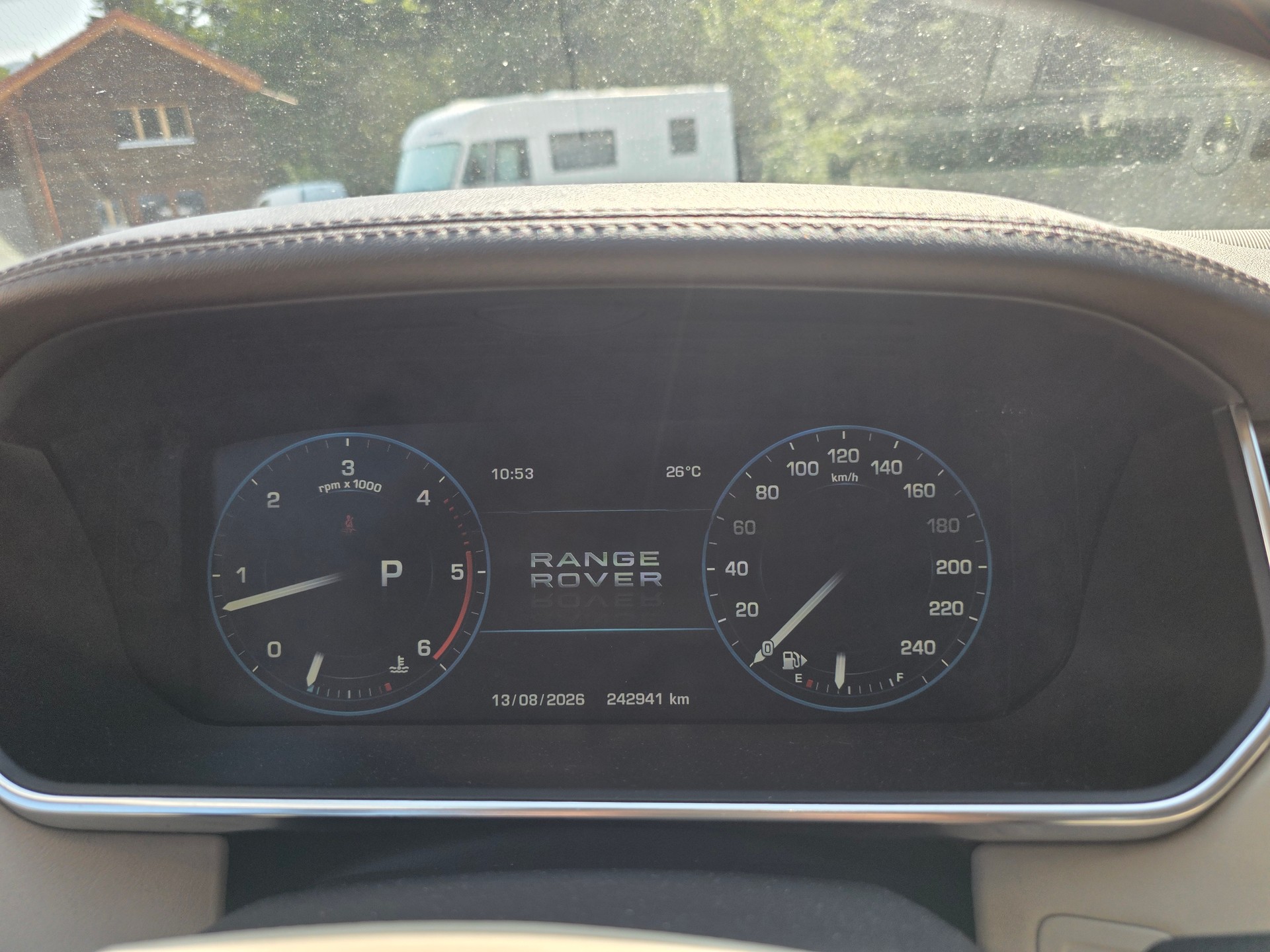 LAND ROVER Range Rover 4.4 SDV8 Vogue Automatic-image-12