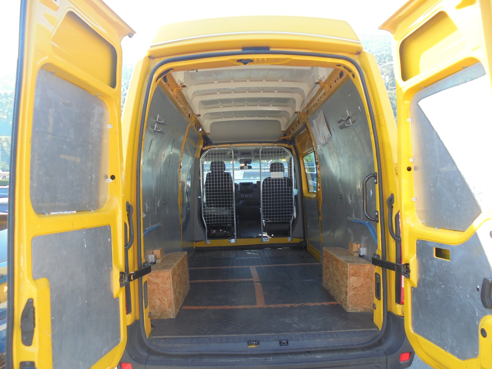 RENAULT Master T35 2.3dCi 135 L3H3-image-7