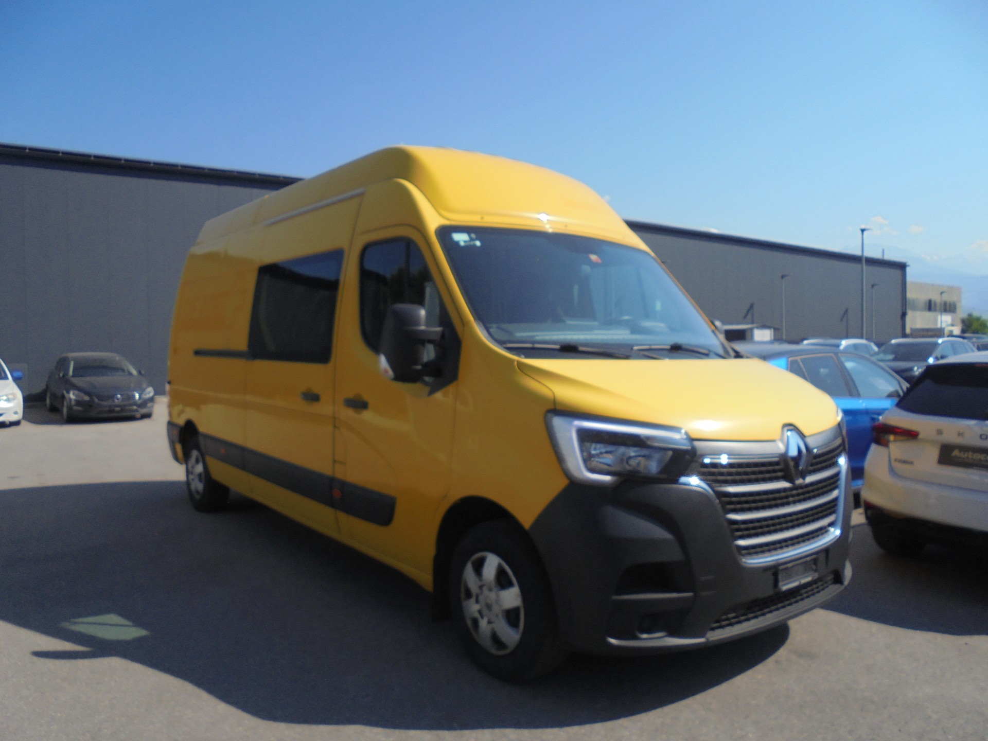 RENAULT Master T35 2.3dCi 135 L3H3-image-2