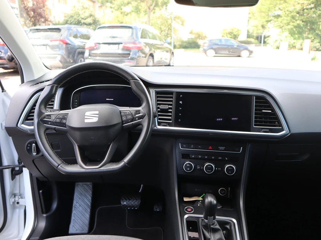 SEAT Ateca 2.0 TDI CR Style 4Drive DSG ** Gr-Navi ** RF-Kamera ** Virtual Cockpit ** Neues Modell **-image-10