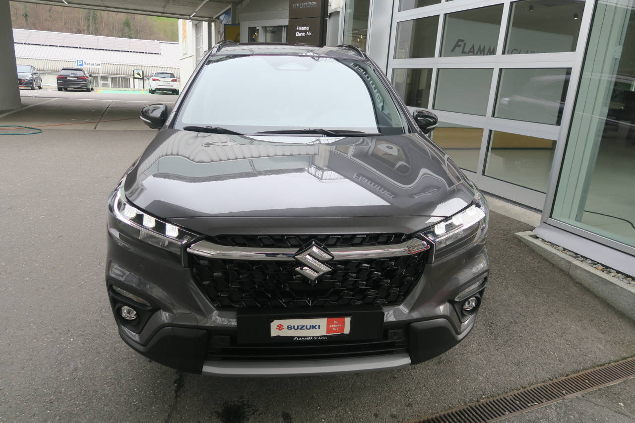 SUZUKI S-Cross 1.4 T Black Edition Top Hybrid 4x4-image-0