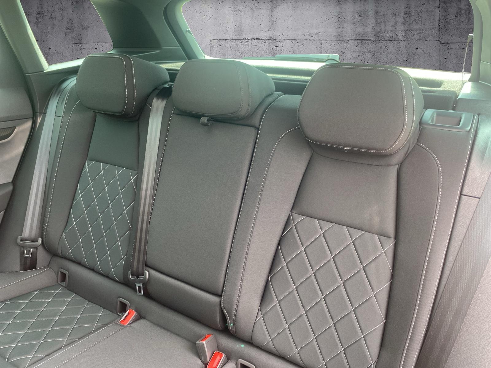 SKODA Karoq 2.0 TSI SportLine 4x4 DSG-image-7