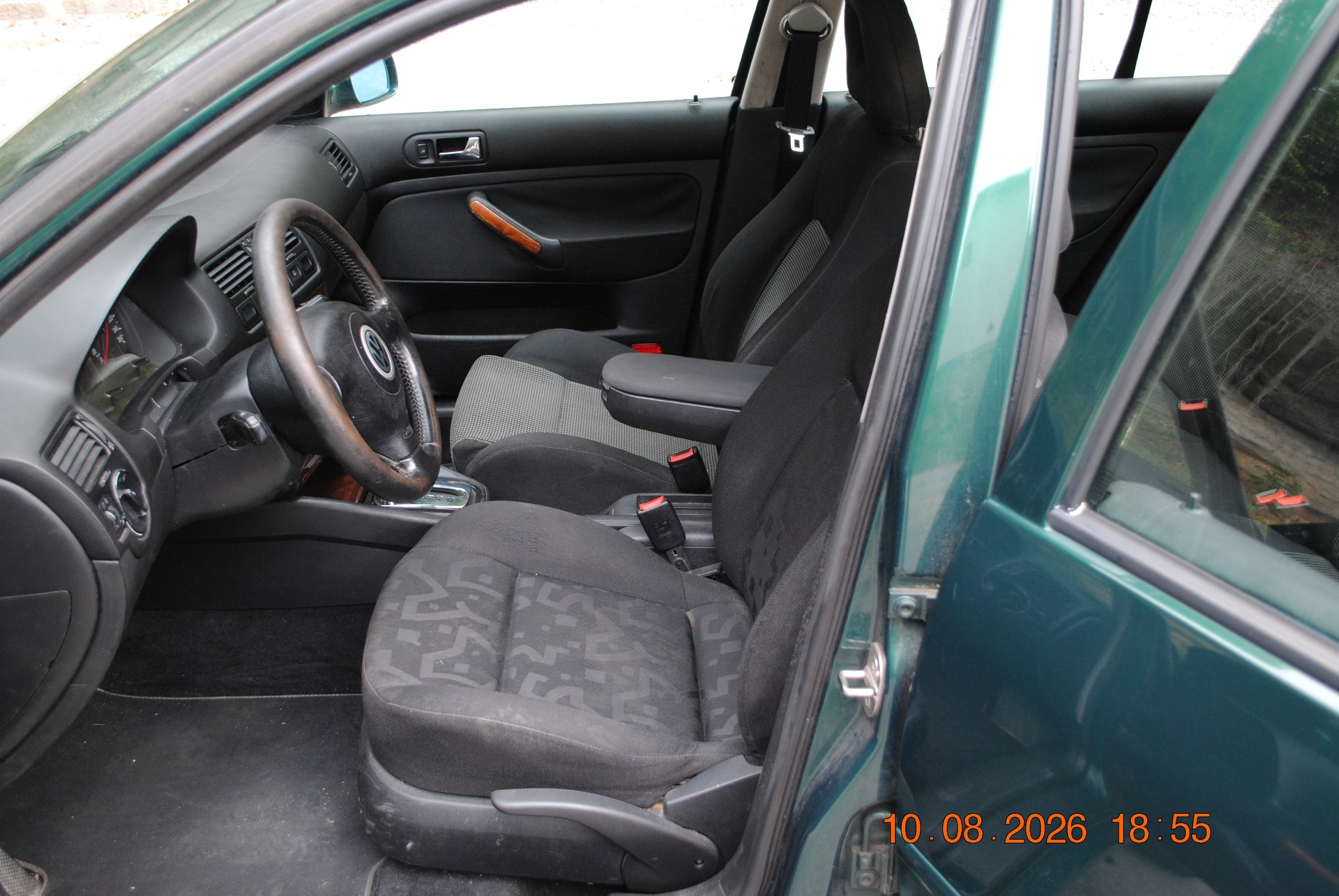 VW Bora 2.3 Highline-image-10