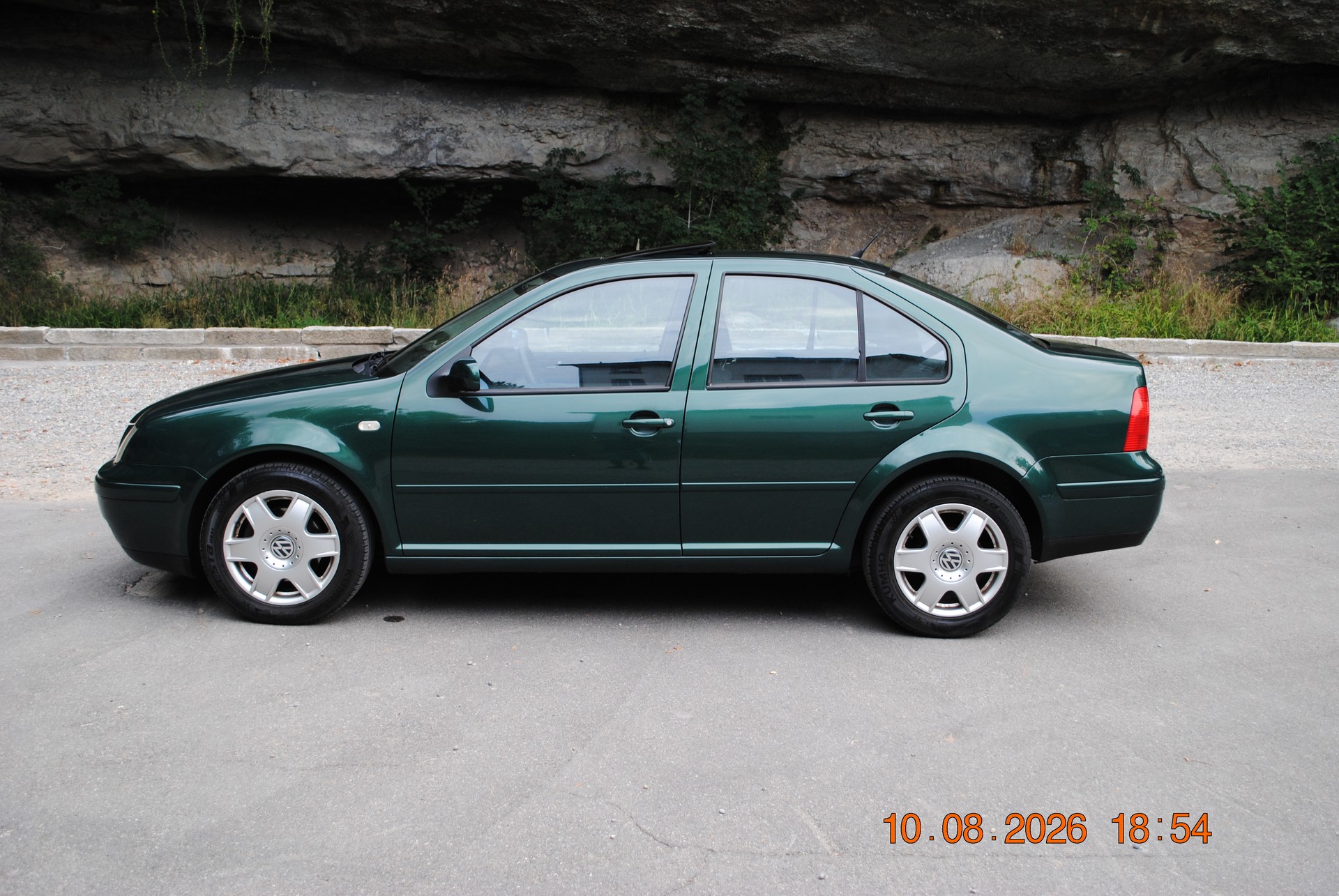 VW Bora 2.3 Highline-image-7