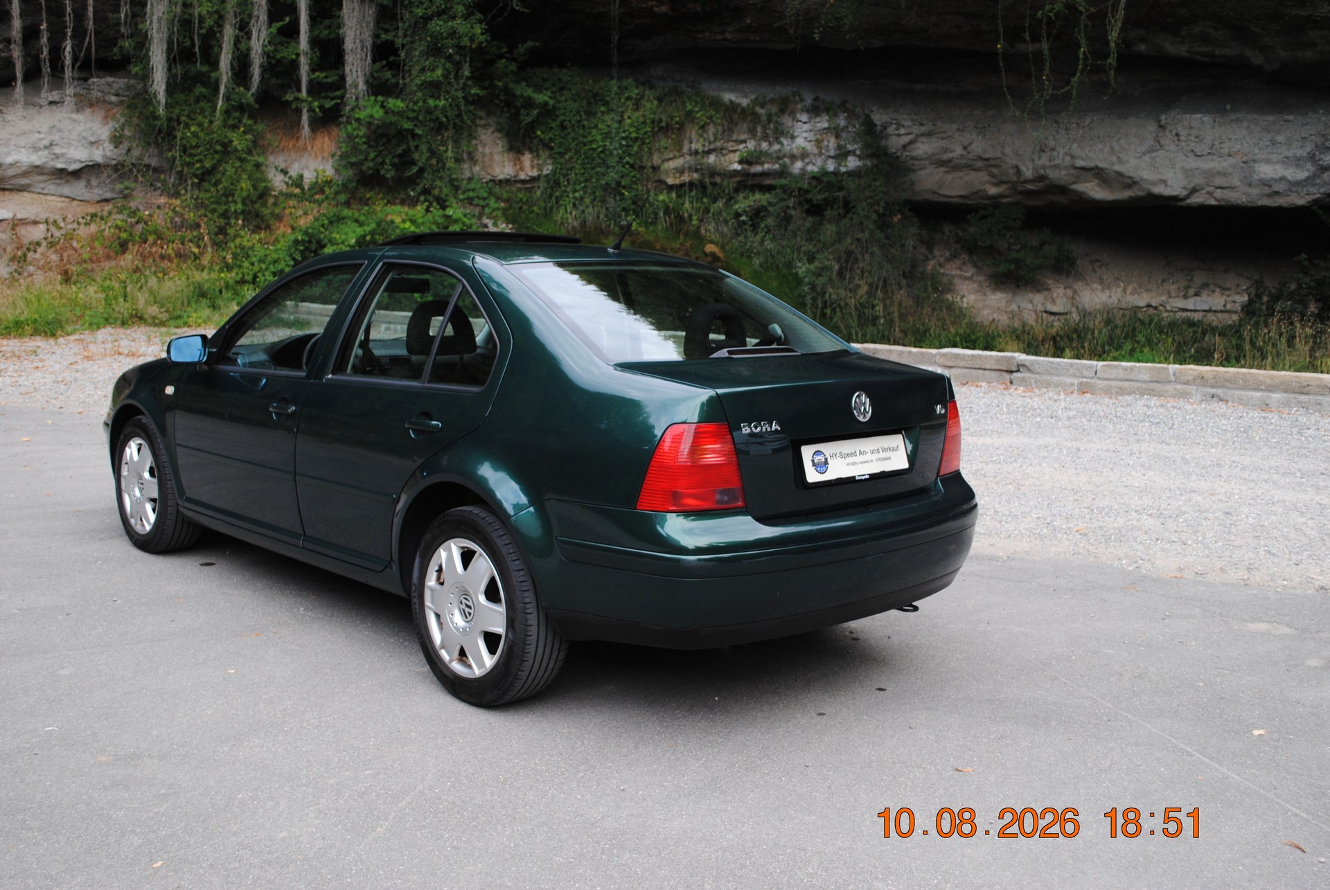VW Bora 2.3 Highline-image-6