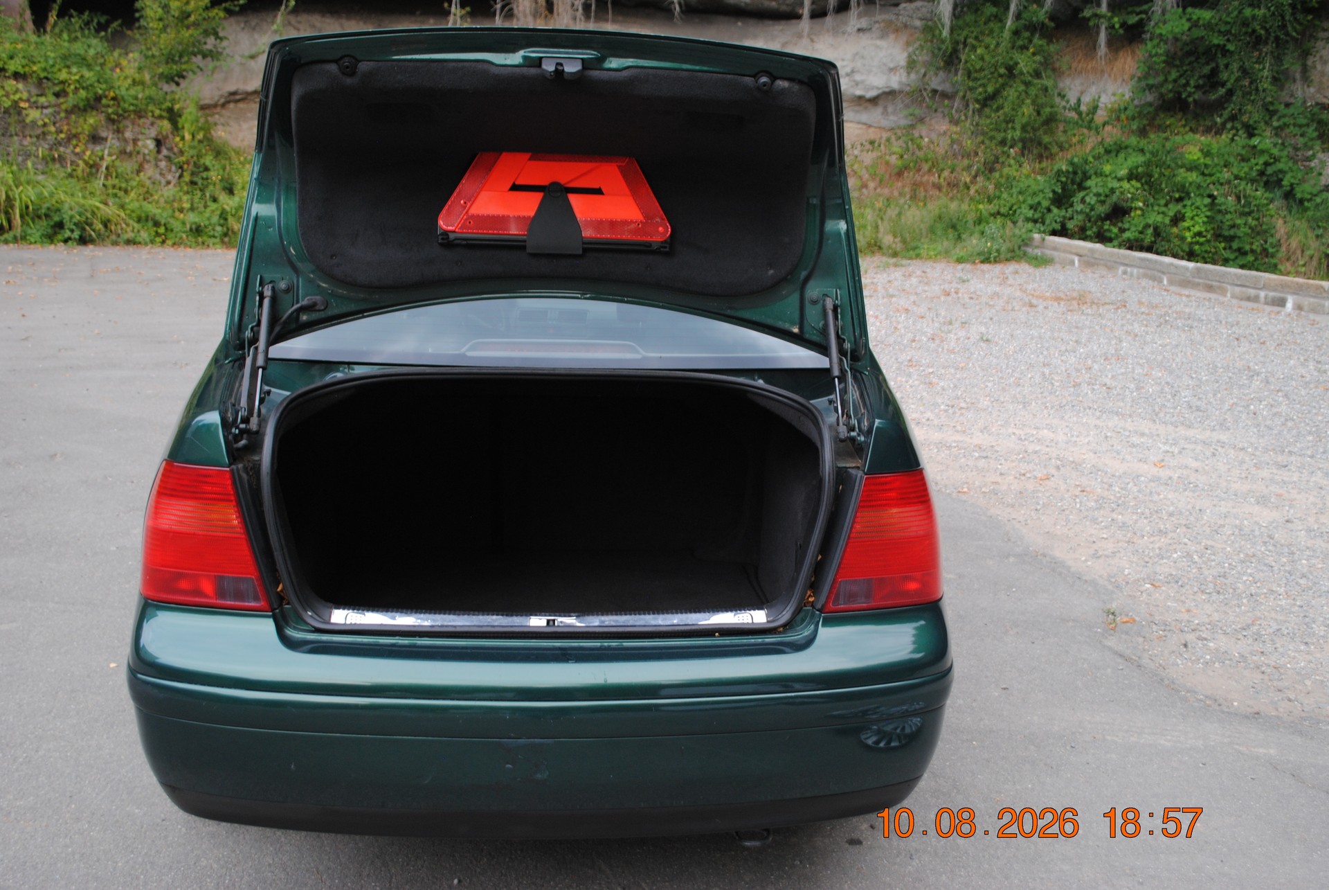 VW Bora 2.3 Highline-image-5