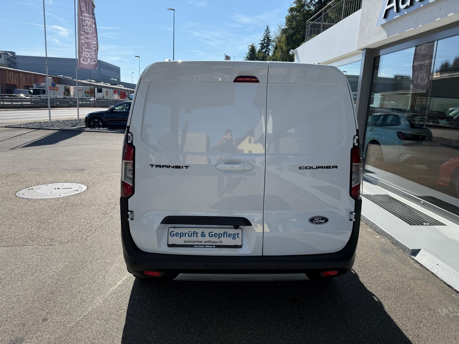 FORD Transit Courier Van 1.5 EcoBlue Active-image-6