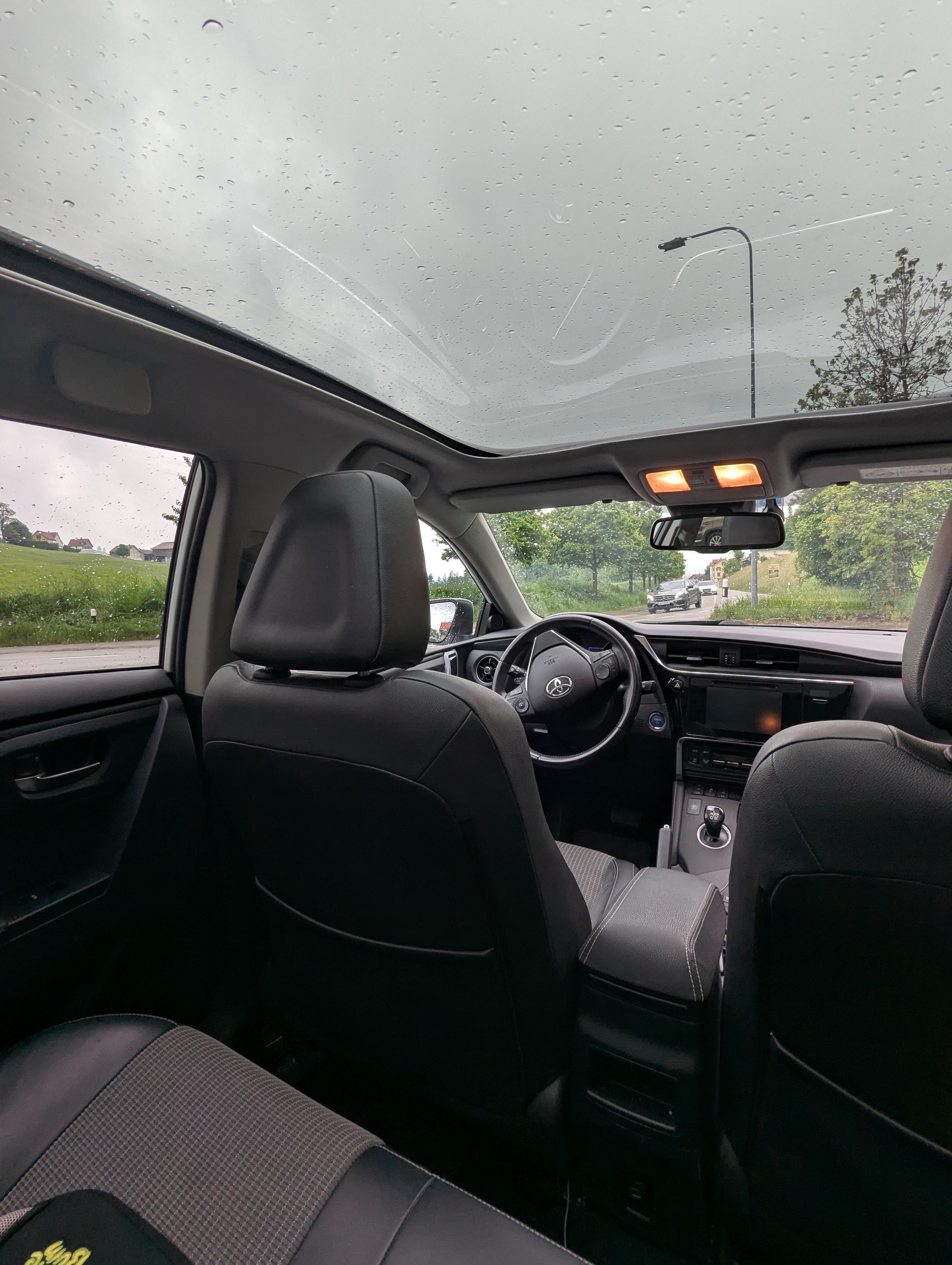 TOYOTA 1.8 HSD Sol mit GARANTIE!-image-3