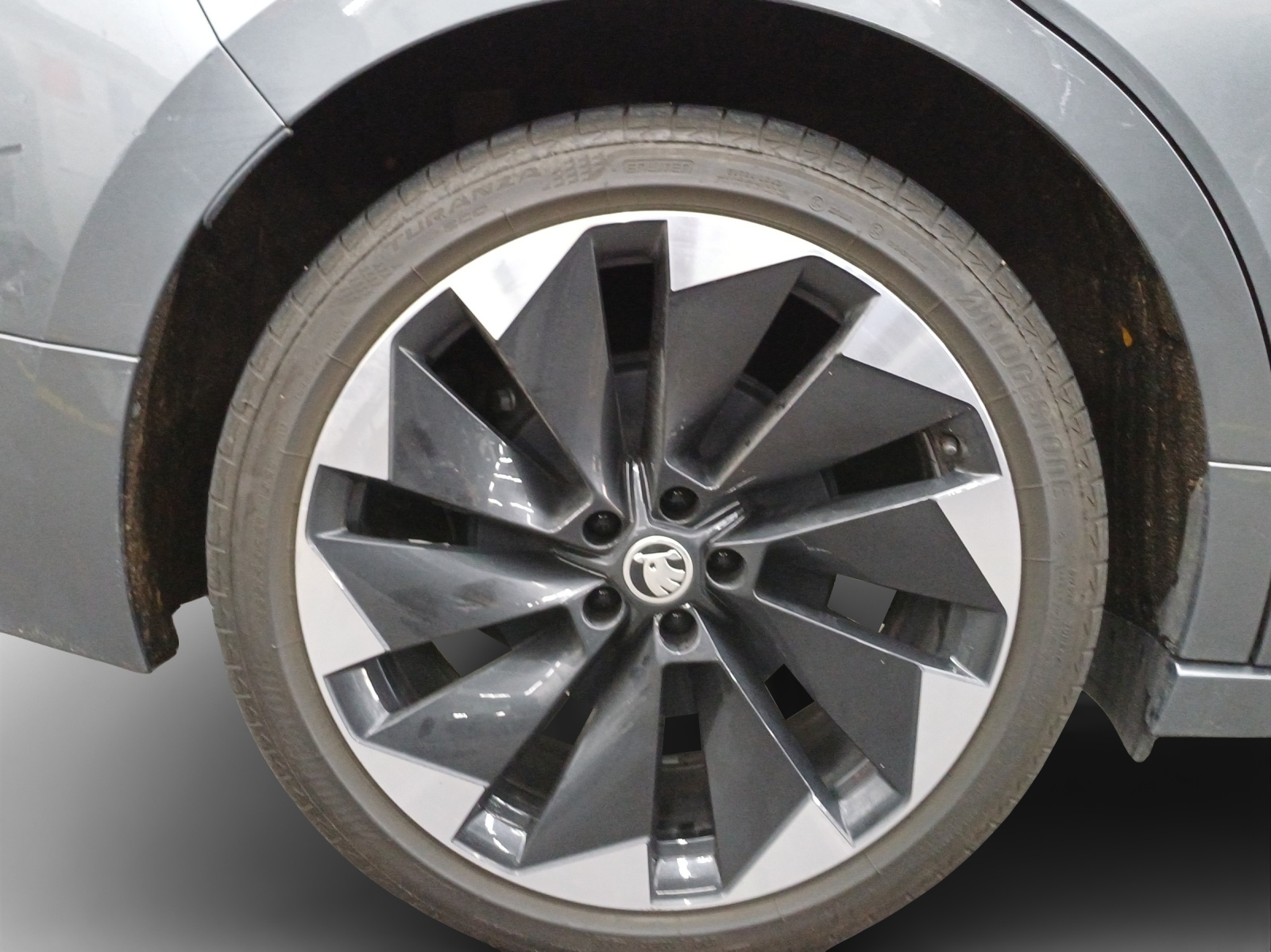 SKODA Enyaq iV 80 SportLine Ultra-image-14