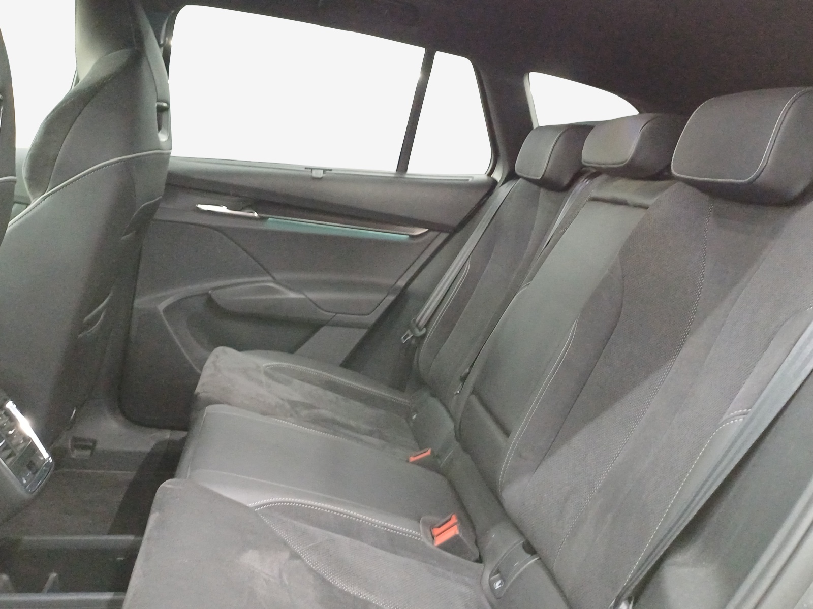 SKODA Enyaq iV 80 SportLine Ultra-image-11