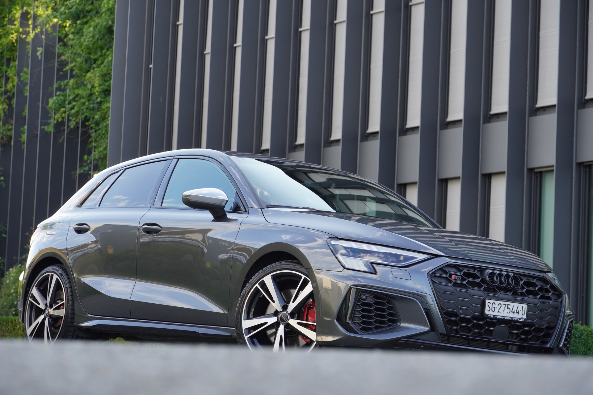 AUDI S3 Sportback 2.0 TFSI quattro S-tronic-image-15