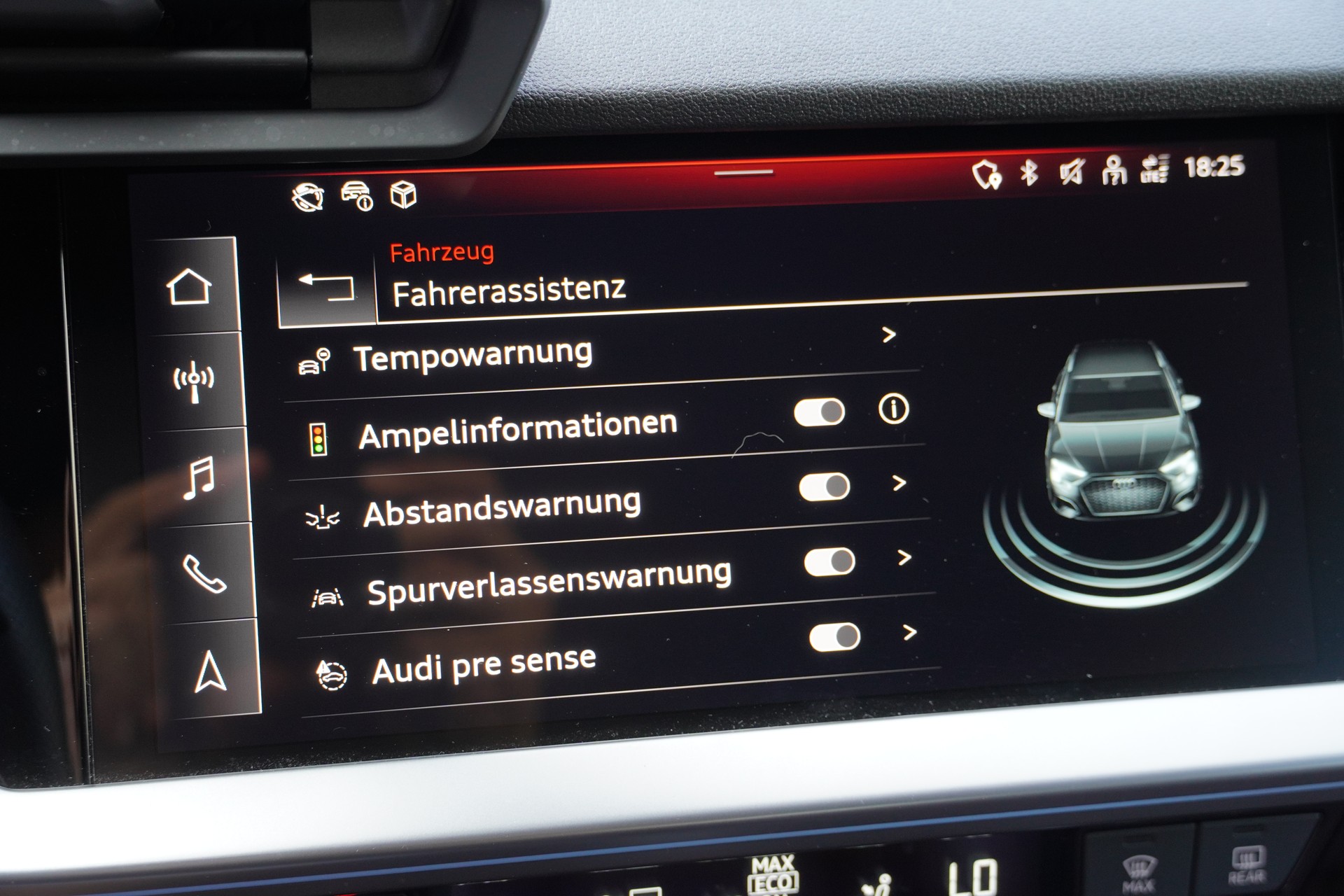 AUDI S3 Sportback 2.0 TFSI quattro S-tronic-image-14