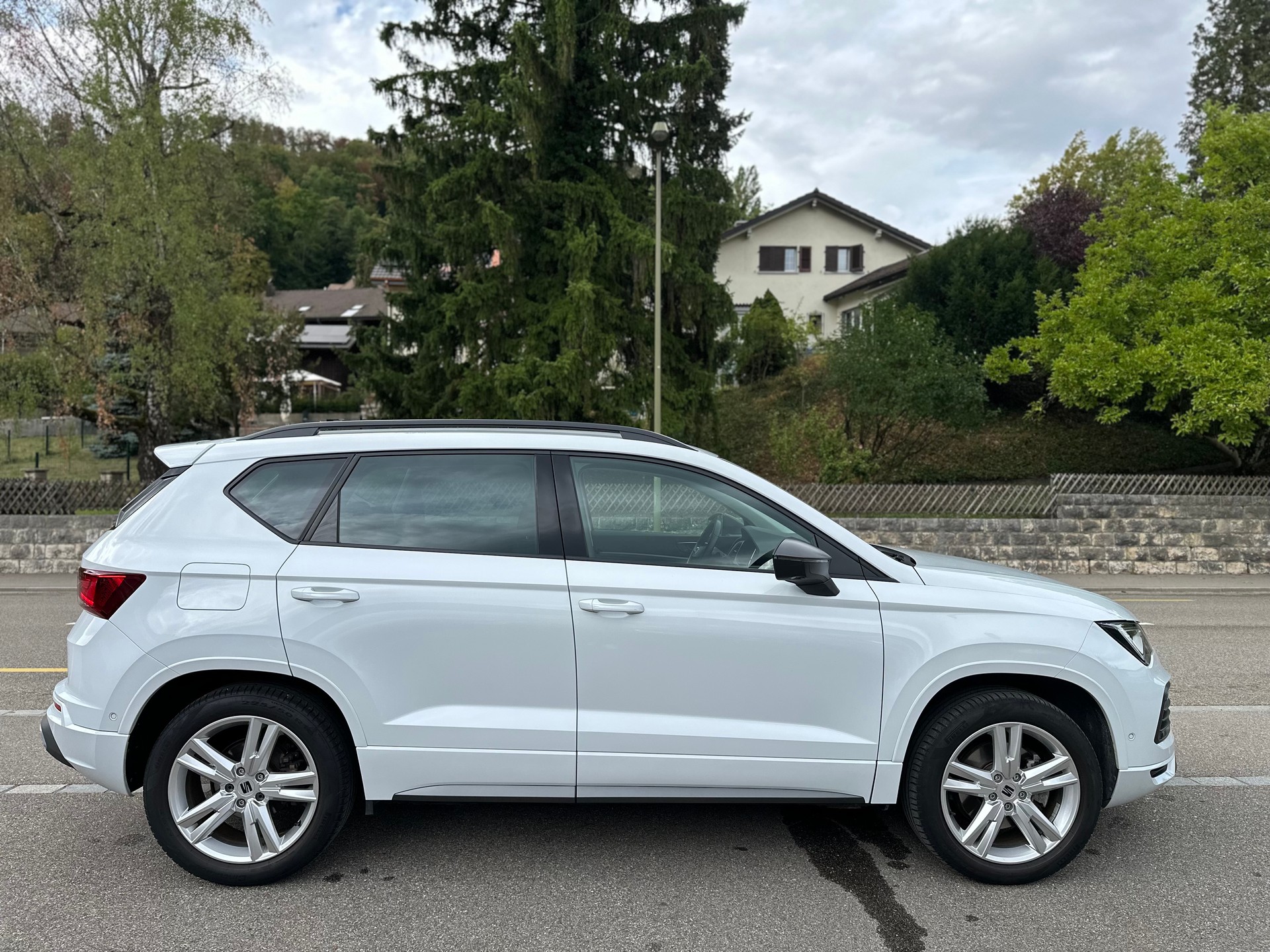 SEAT Ateca 2.0 TSI Hola FR 4Drive DSG-image-4