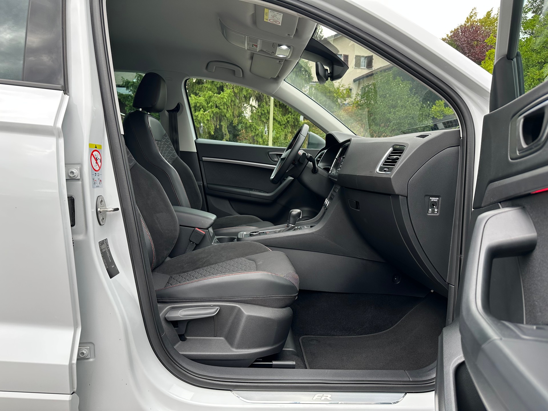SEAT Ateca 2.0 TSI Hola FR 4Drive DSG-image-11