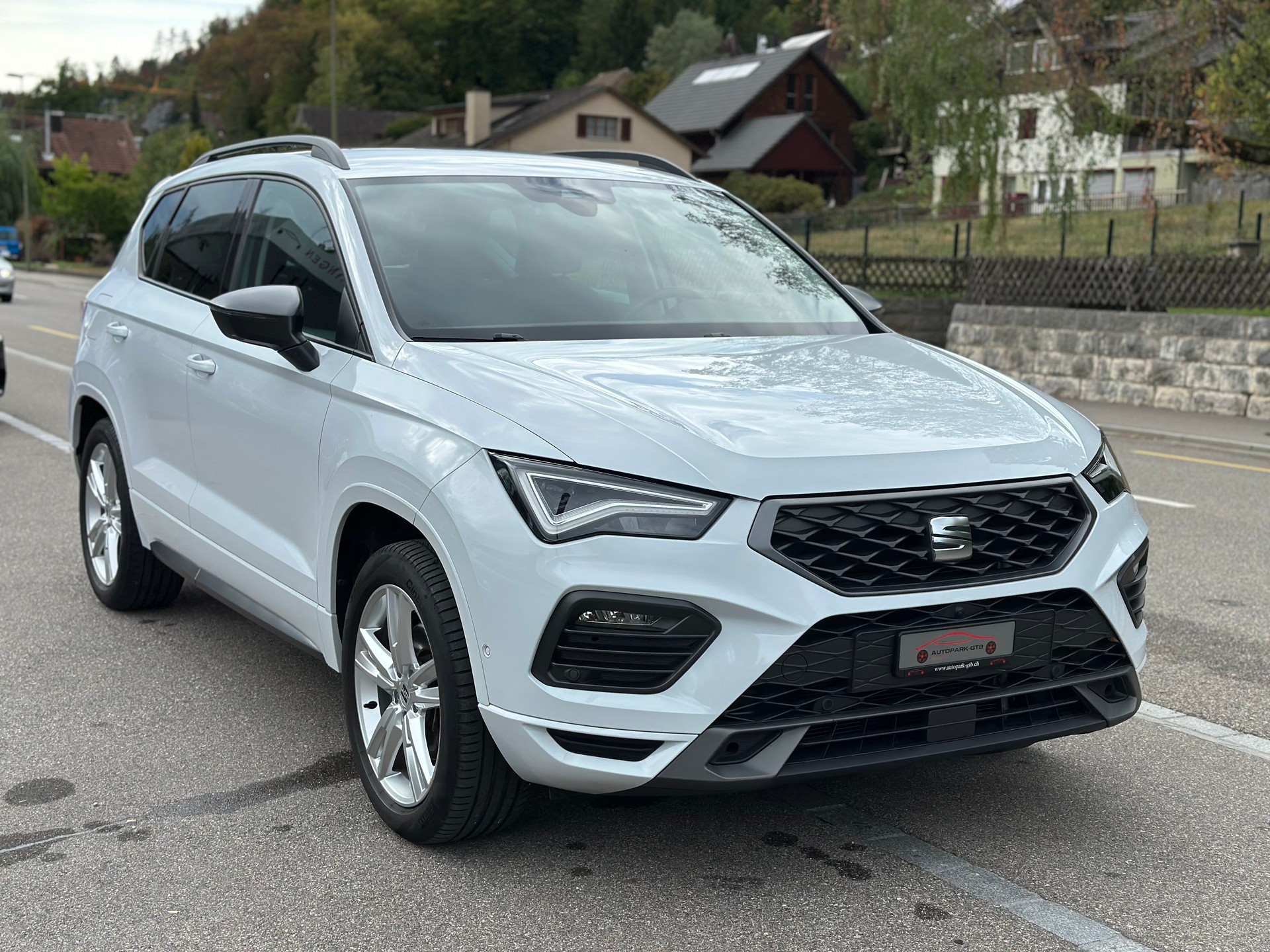 SEAT Ateca 2.0 TSI Hola FR 4Drive DSG-showroom-element-1