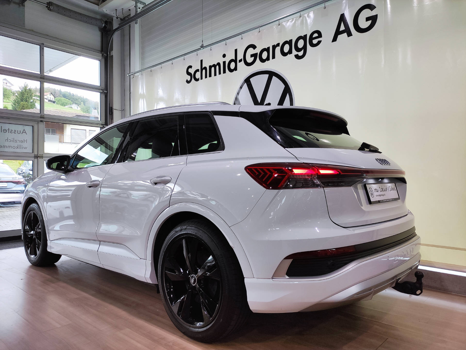 AUDI Q4 e-tron S-Line 50 quattro-image-20