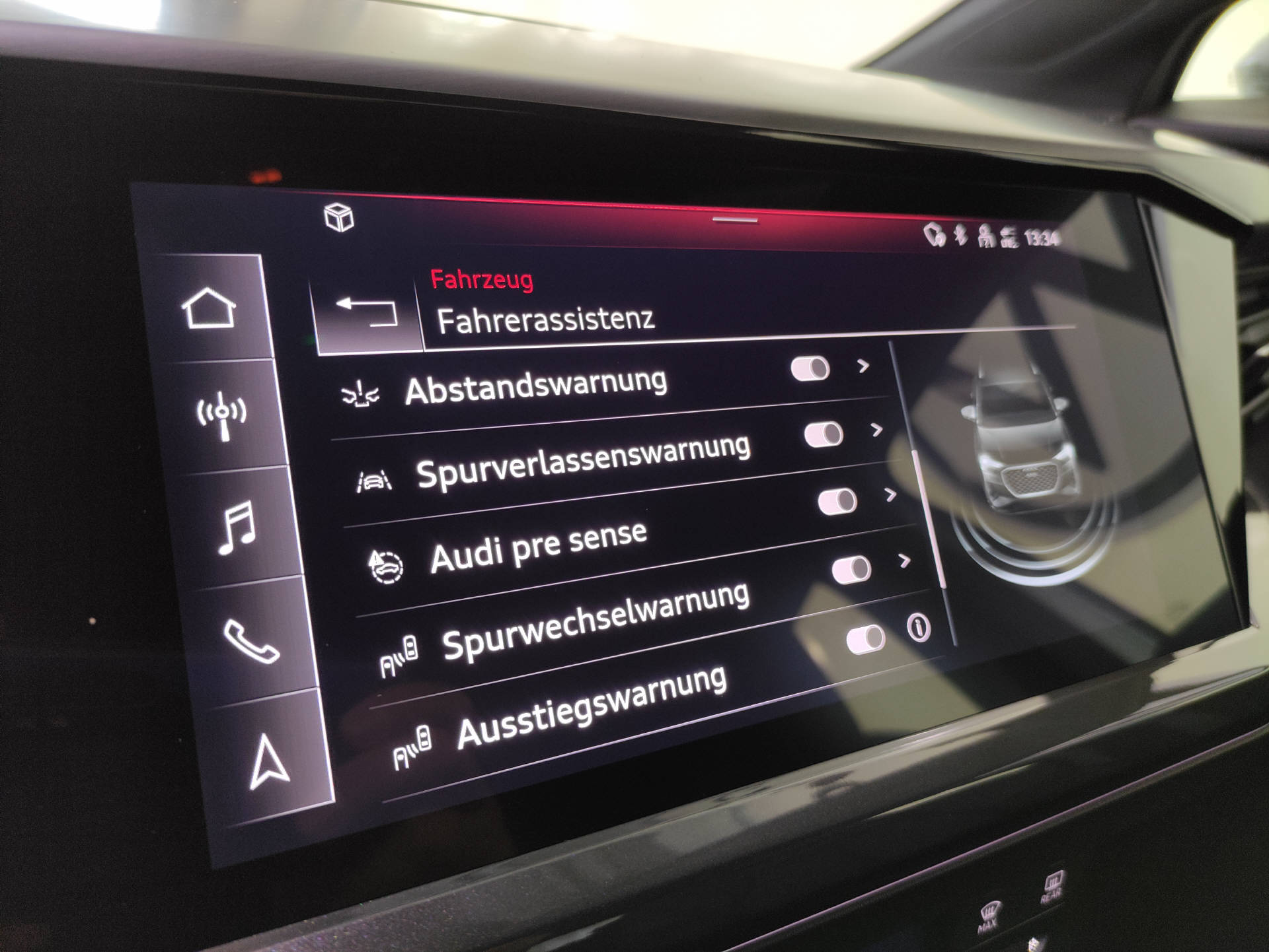 AUDI Q4 e-tron S-Line 50 quattro-image-11