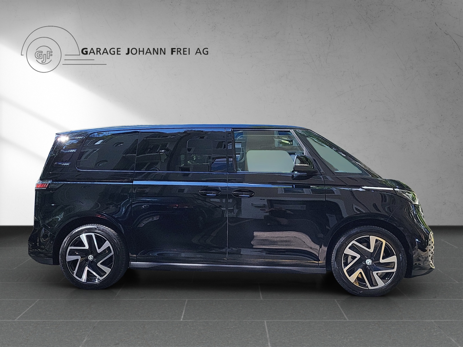 VW ID Buzz Pro 4Motion kurz 340PS-image-5