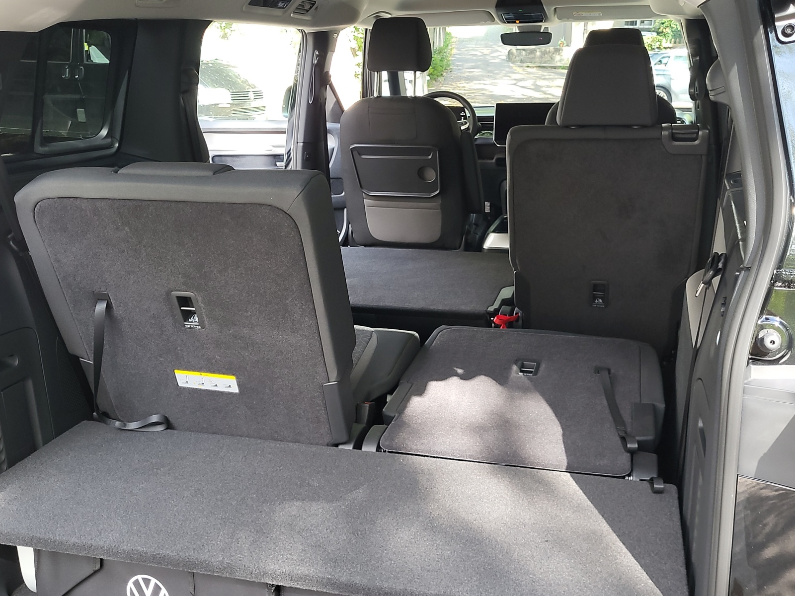 VW ID Buzz Pro 4Motion kurz 340PS-image-23