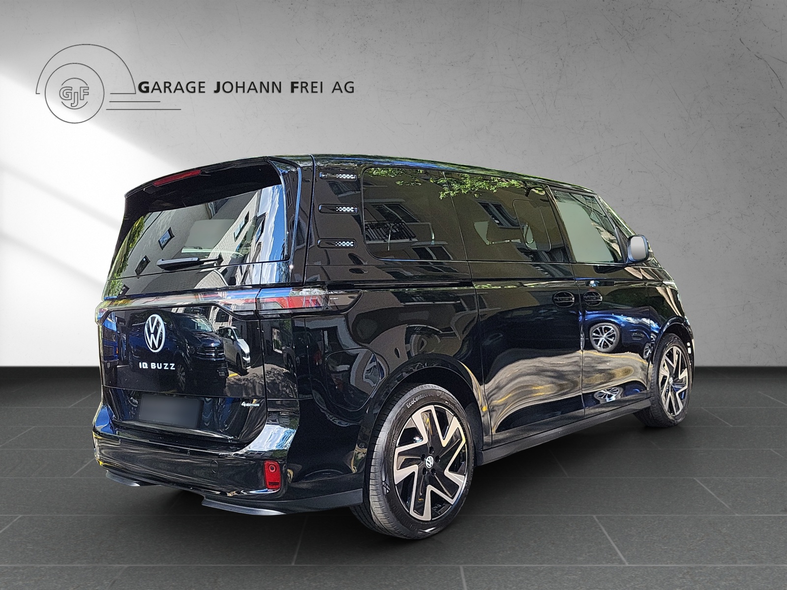 VW ID Buzz Pro 4Motion kurz 340PS-image-4