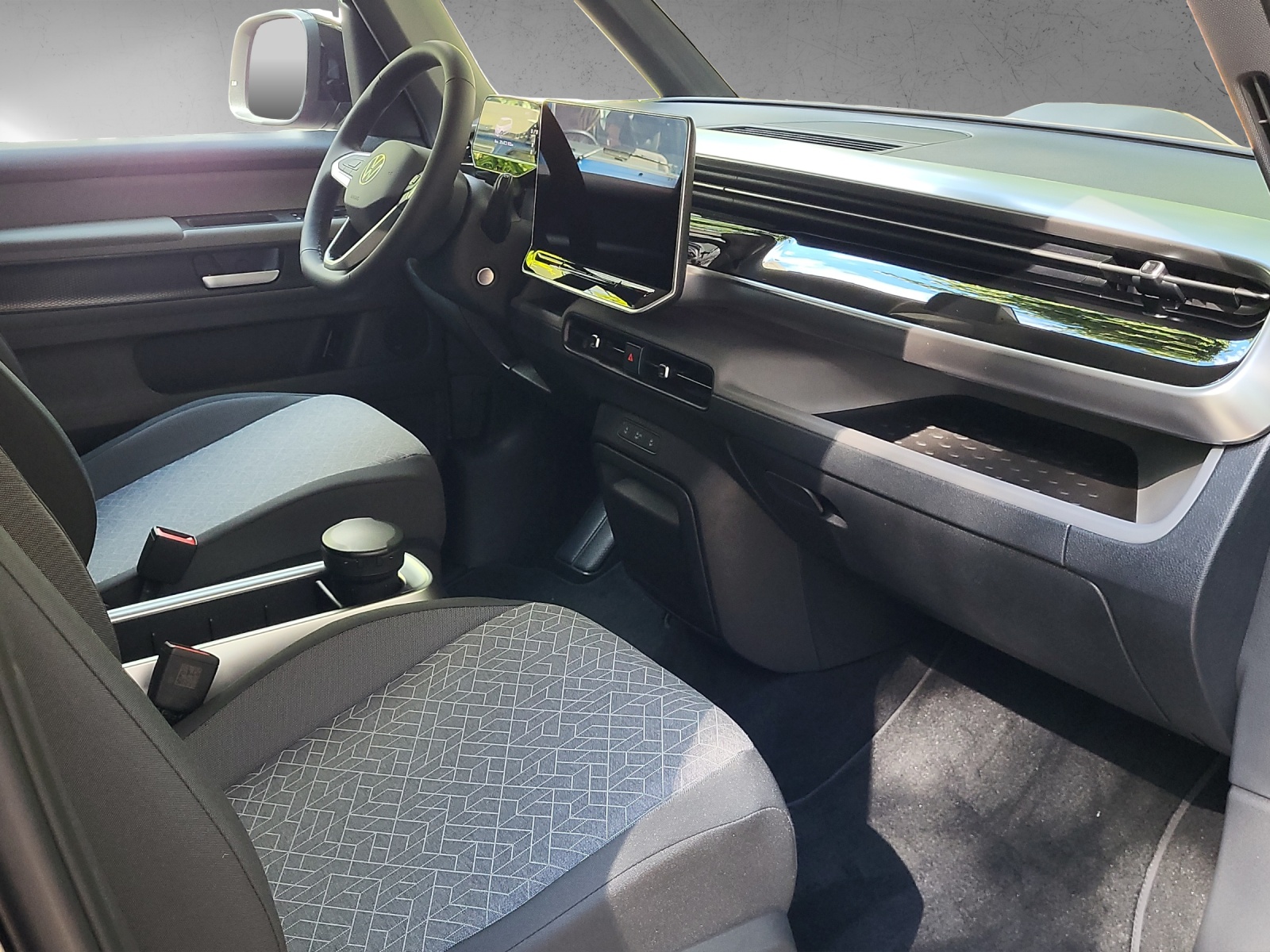VW ID Buzz Pro 4Motion kurz 340PS-image-9