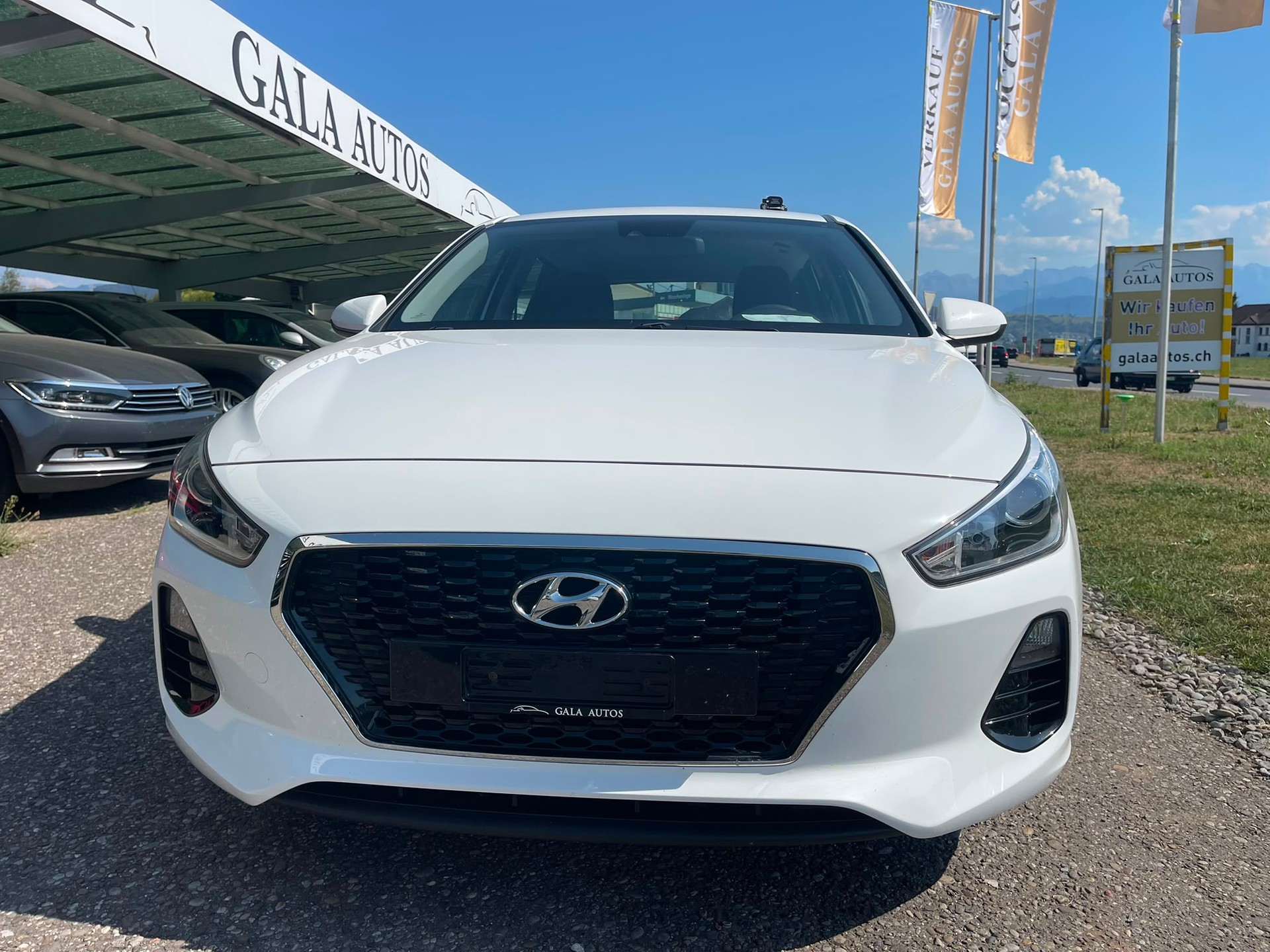 HYUNDAI i30 1.4 Origo-image-1