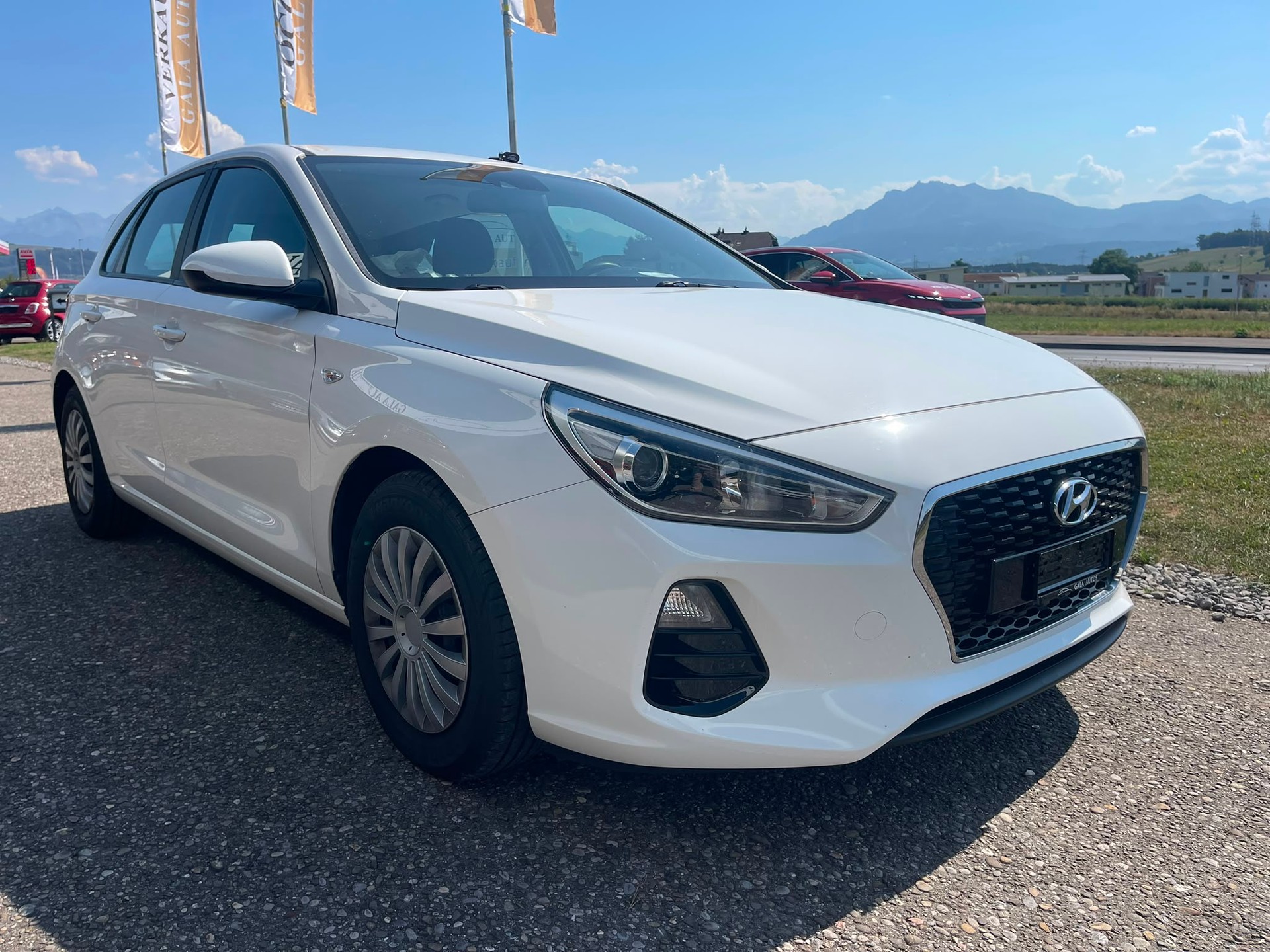 HYUNDAI i30 1.4 Origo-image-2
