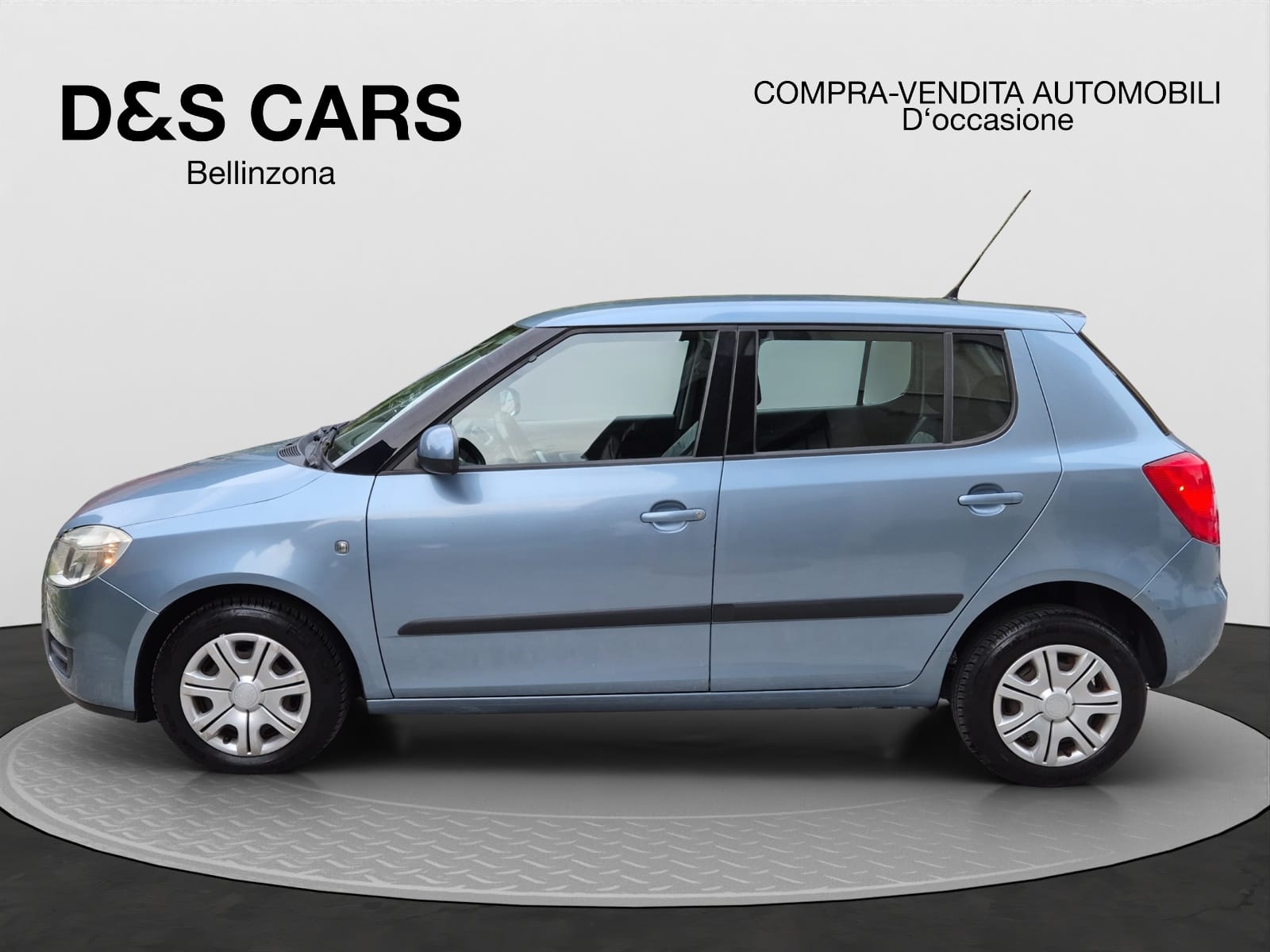 SKODA Fabia 1.2 Entry-image-1