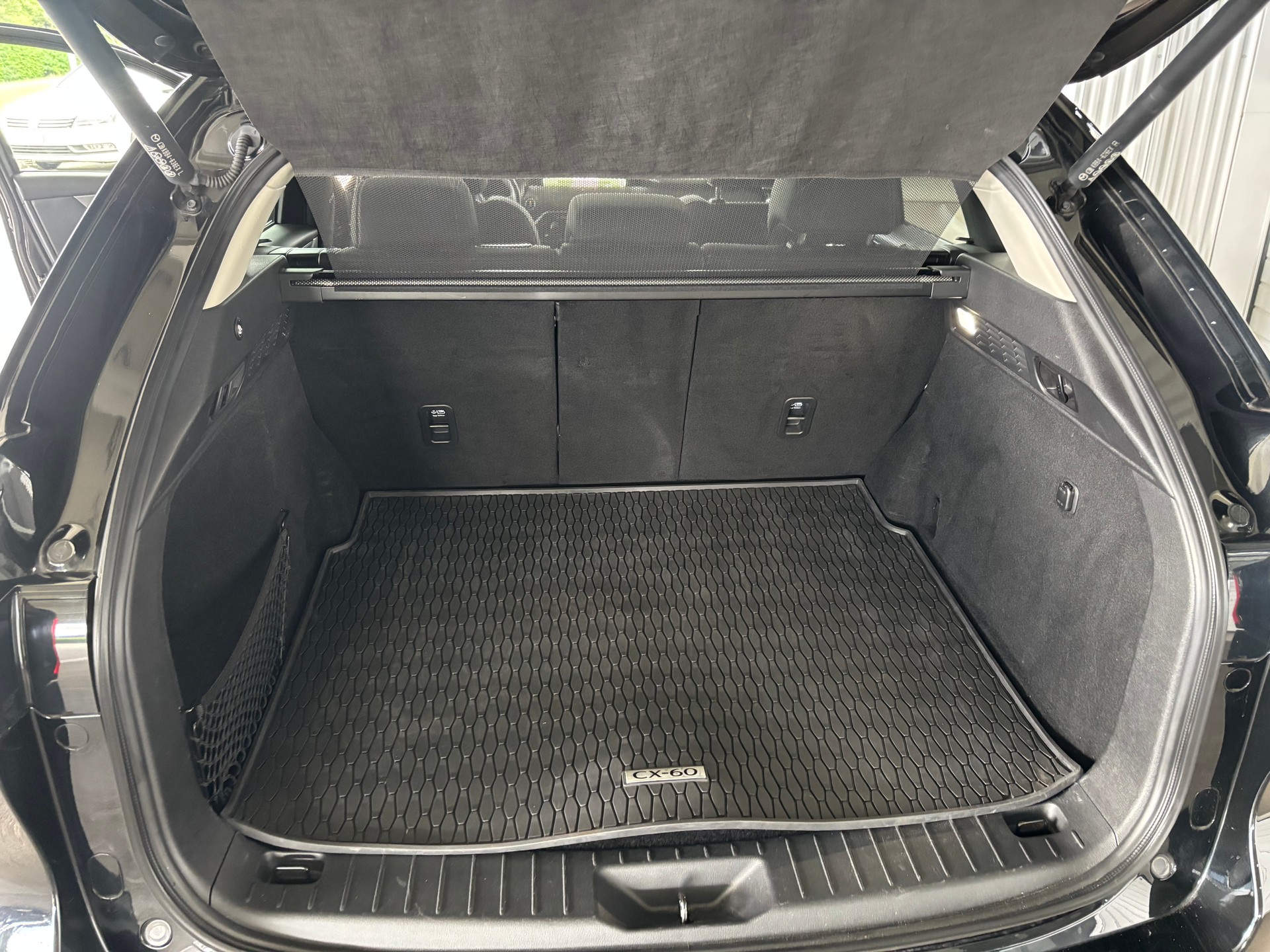 MAZDA CX-60 3.3L e-Skyactiv D 254 MHEV AWD Homura-image-10