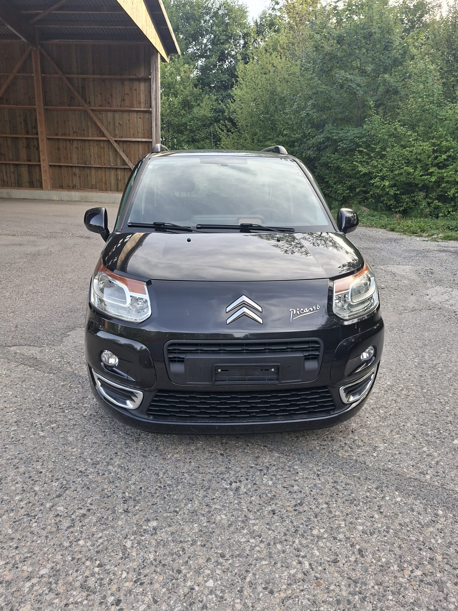 CITROEN C3 Picasso 1.6 HDi Exclusive EGS6-image-2