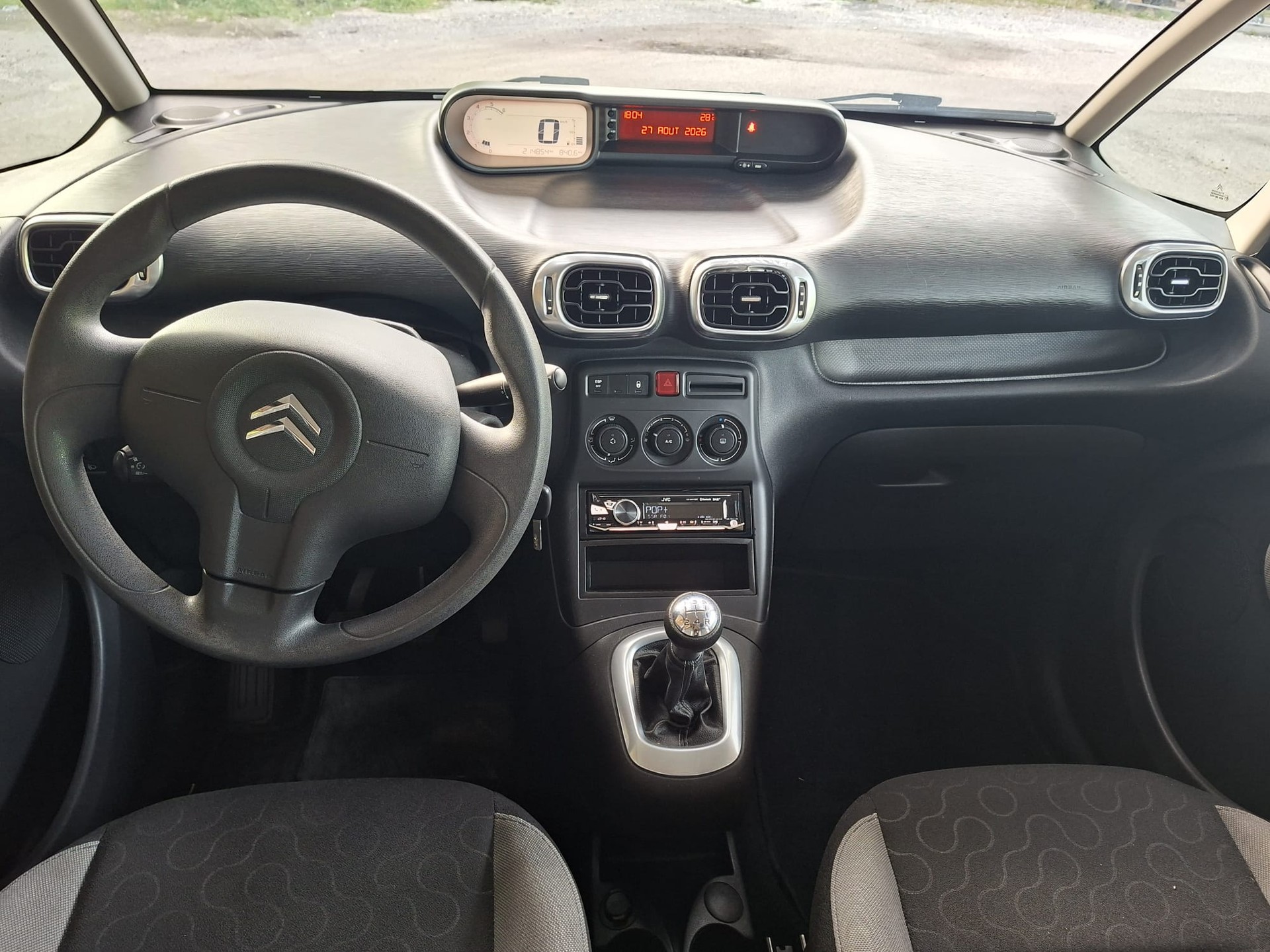 CITROEN C3 Picasso 1.6 HDi Exclusive EGS6-image-4