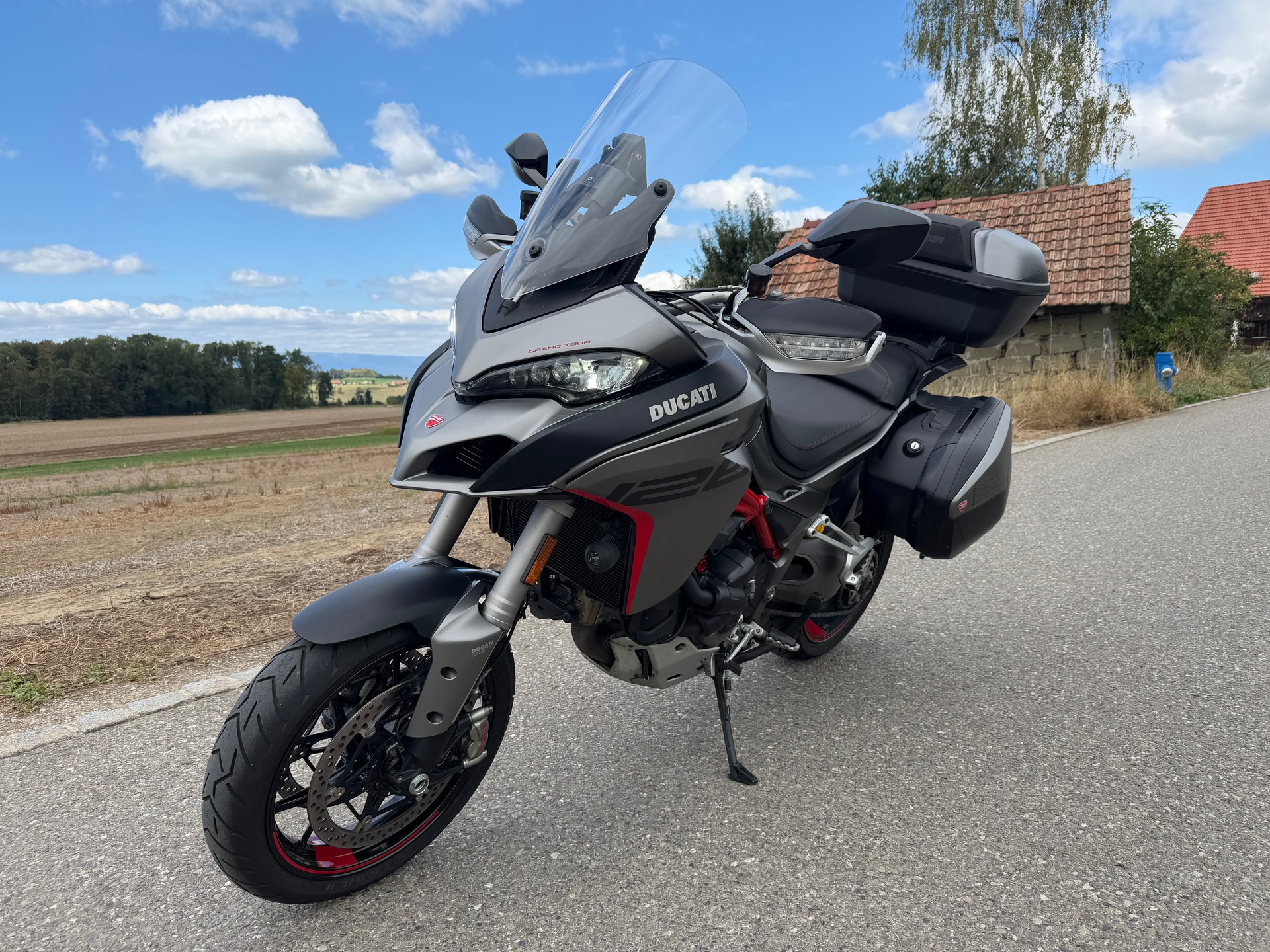 DUCATI Multistrada 1260 S Grand Tour-image-4