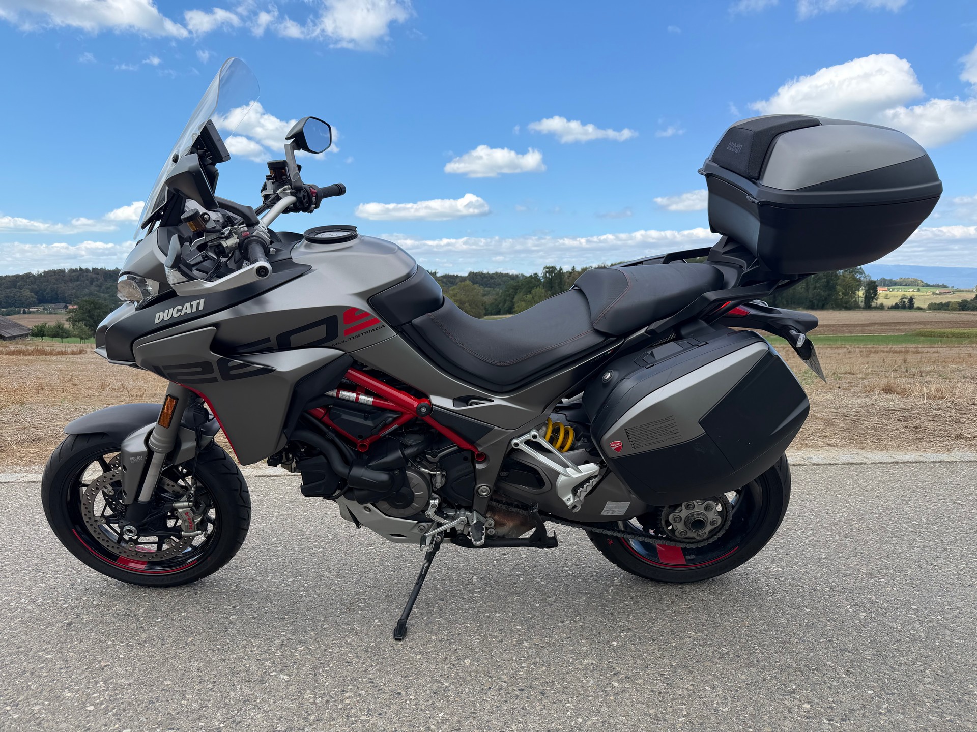 DUCATI Multistrada 1260 S Grand Tour-image-3