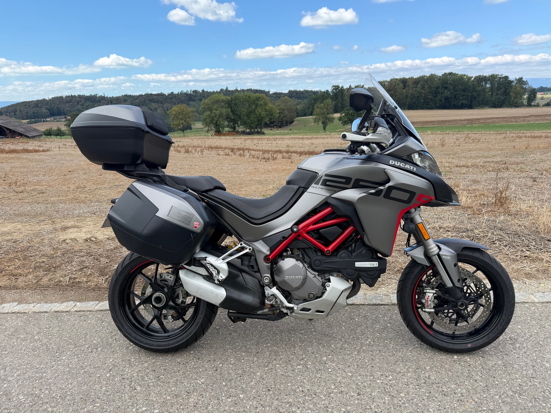 DUCATI Multistrada 1260 S Grand Tour