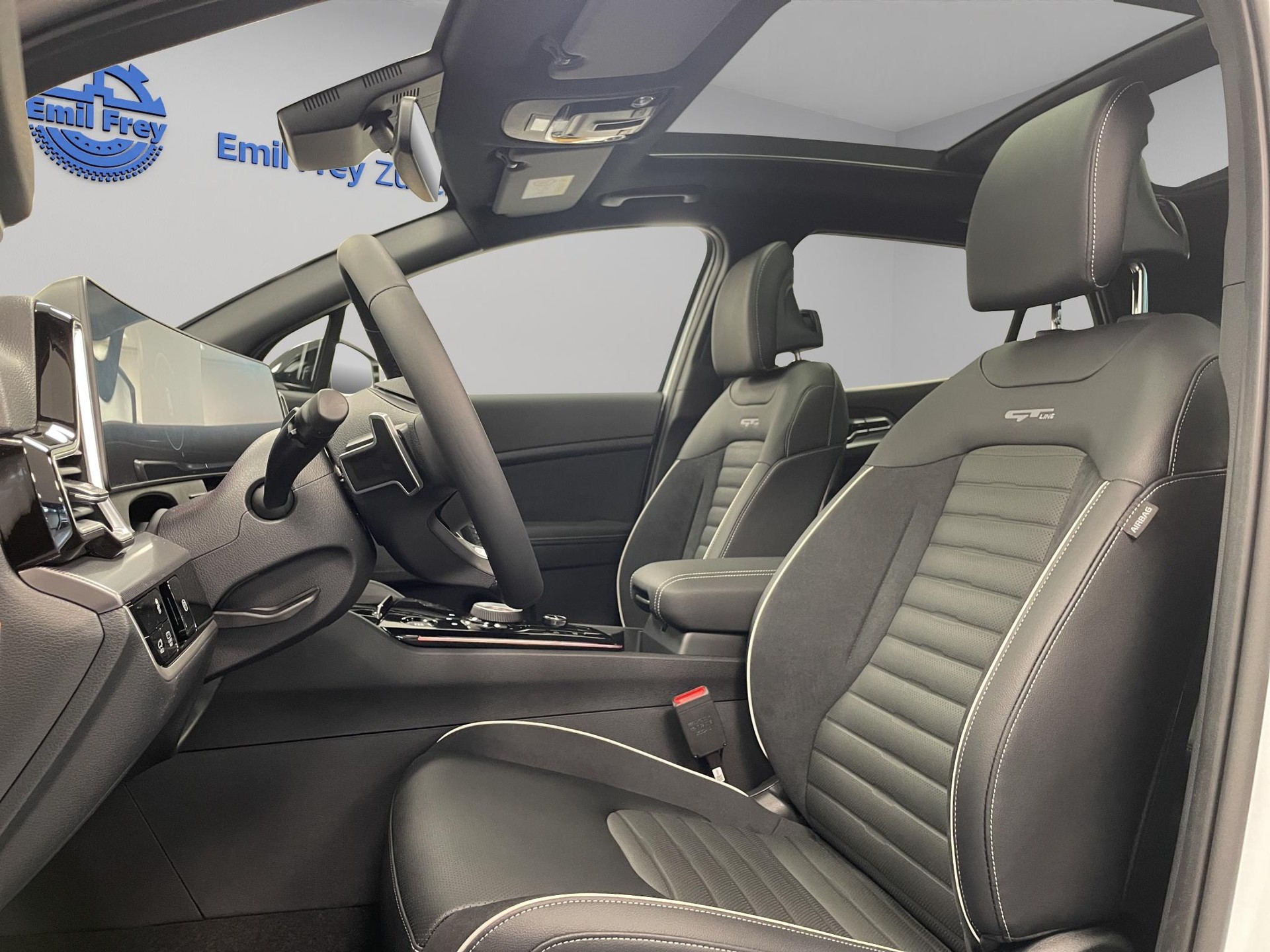 KIA Sportage 1.6 T-GDi PHEV GT-Line-image-3