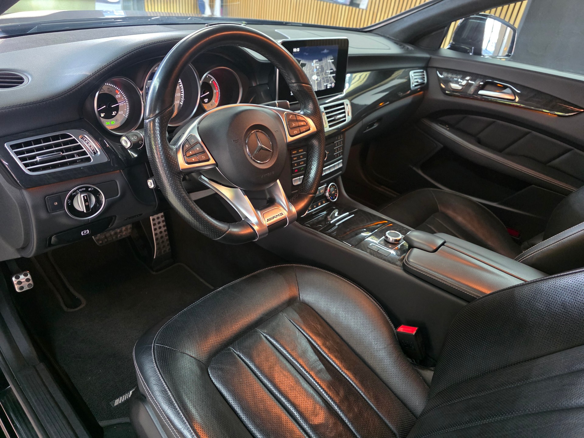 MERCEDES-BENZ CLS 350 AMG 9G-Tronic-image-7