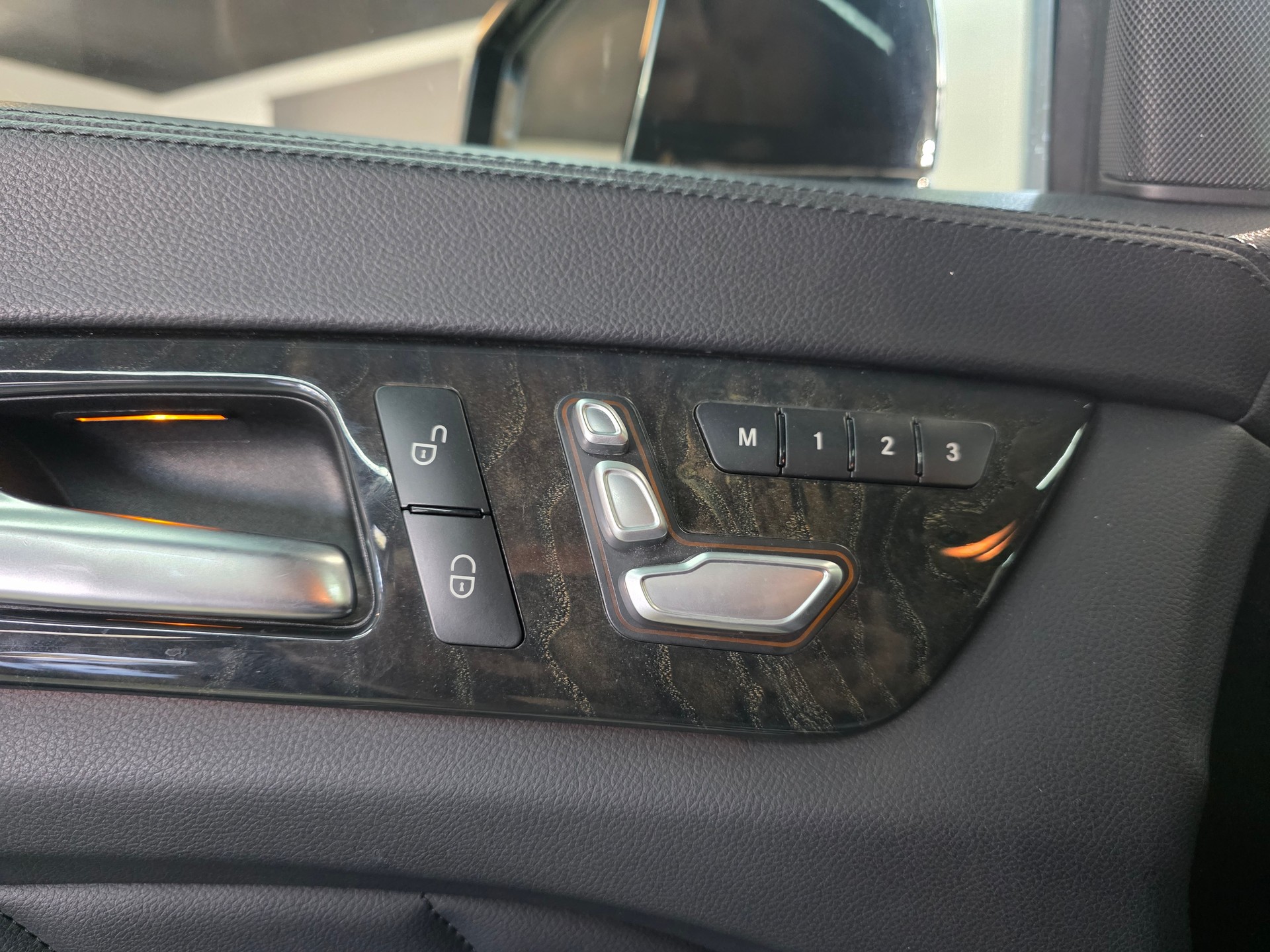 MERCEDES-BENZ CLS 350 AMG 9G-Tronic-image-15