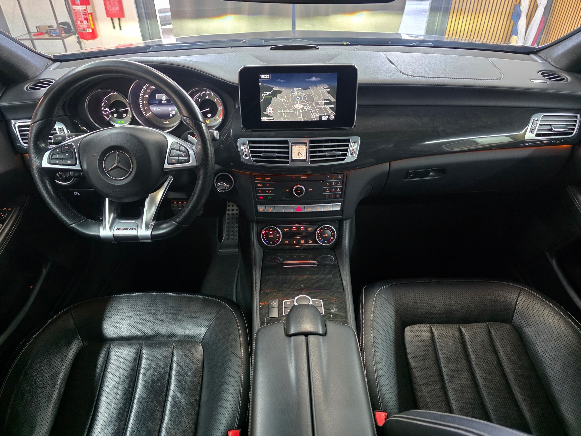 MERCEDES-BENZ CLS 350 AMG 9G-Tronic-image-11