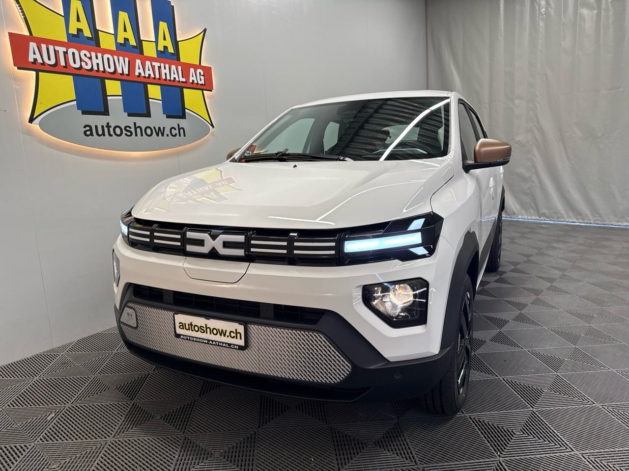 DACIA Spring 24 kWh Extreme-image-13