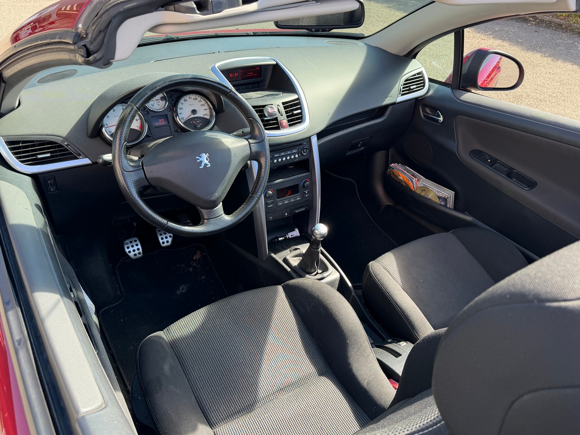 PEUGEOT 207 CC 1.6 16V Trendy-image-4