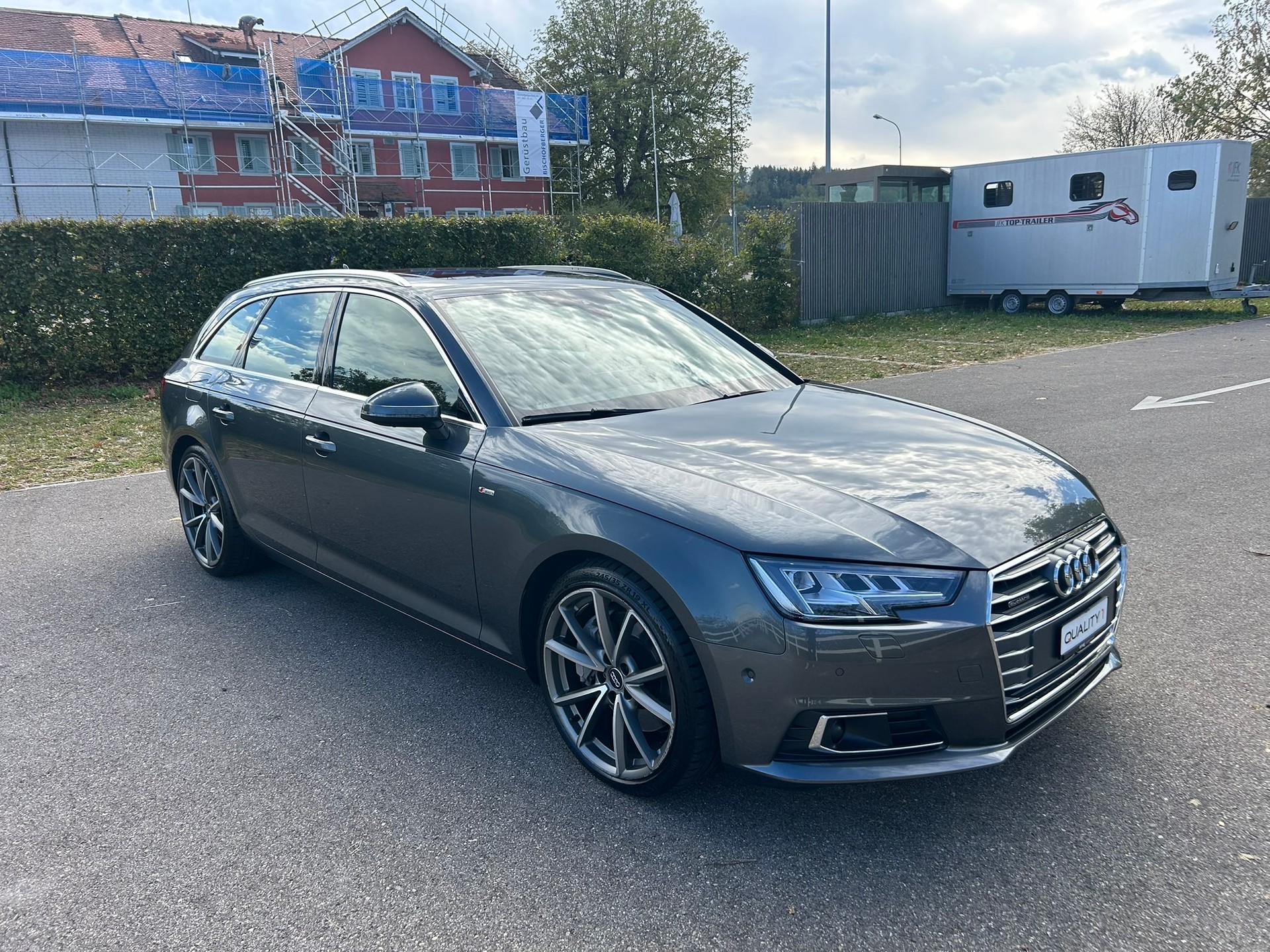 AUDI A4 Avant 3.0 TDI Sport quattro tiptronic-image-6