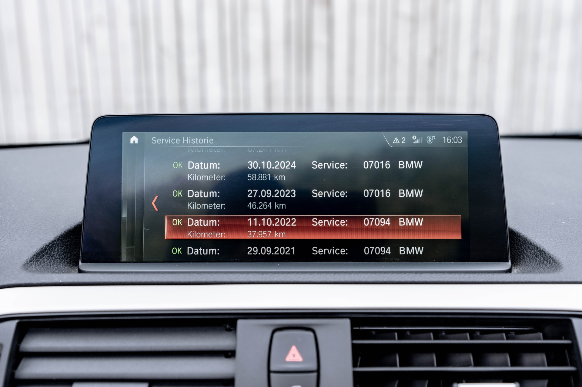 BMW 230i Steptronic * FRISCH AB MFK * TRAUMHAFTER ZUSTAND * TOP GEPFLEGTES FAHRZEUG *-image-24