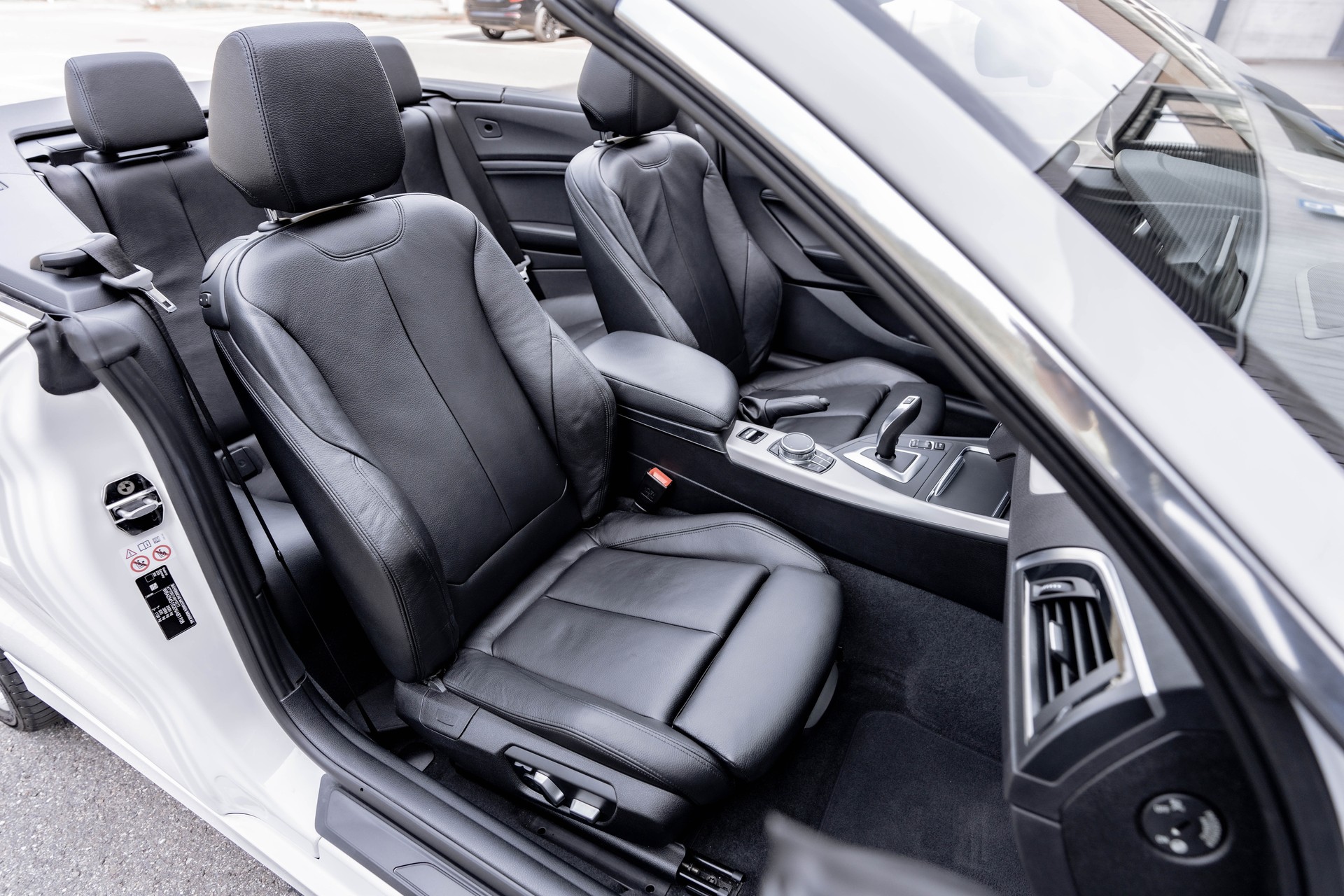 BMW 230i Steptronic * FRISCH AB MFK * TRAUMHAFTER ZUSTAND * TOP GEPFLEGTES FAHRZEUG *-image-19