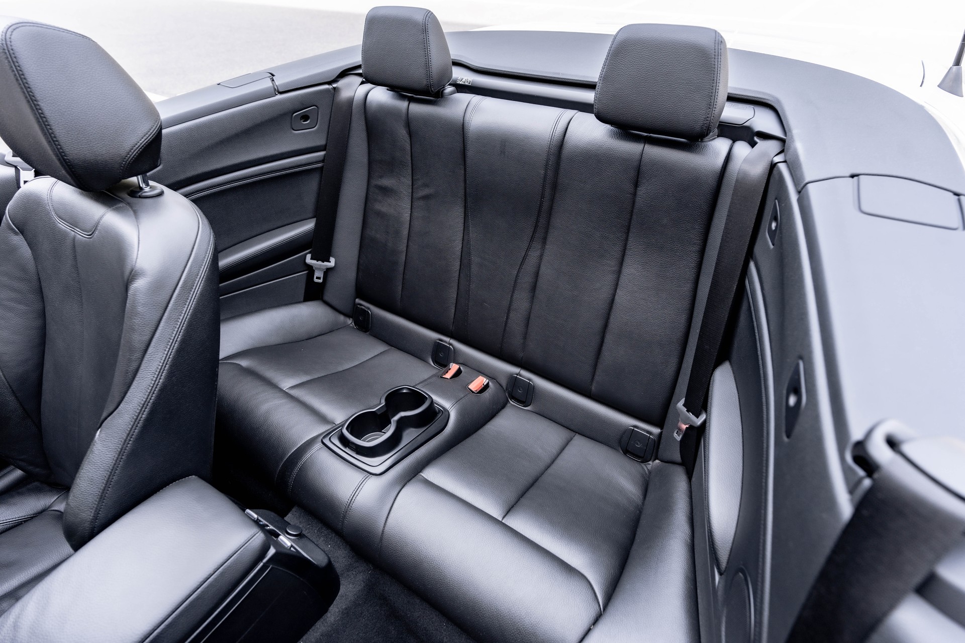 BMW 230i Steptronic * FRISCH AB MFK * TRAUMHAFTER ZUSTAND * TOP GEPFLEGTES FAHRZEUG *-image-18